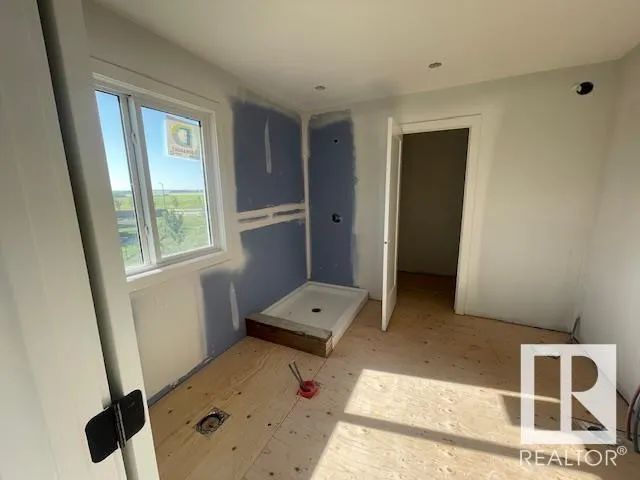 118 ELLICE Bend