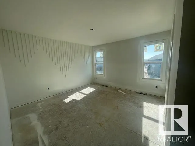118 ELLICE Bend