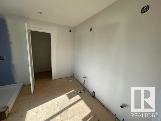 118 ELLICE Bend