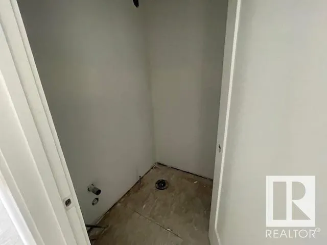 118 ELLICE Bend