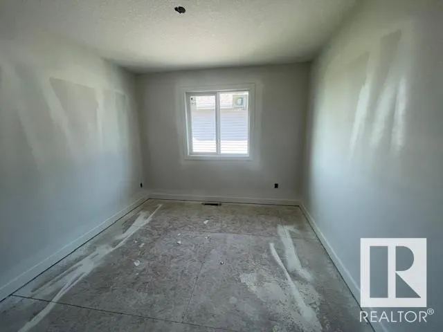 118 ELLICE Bend