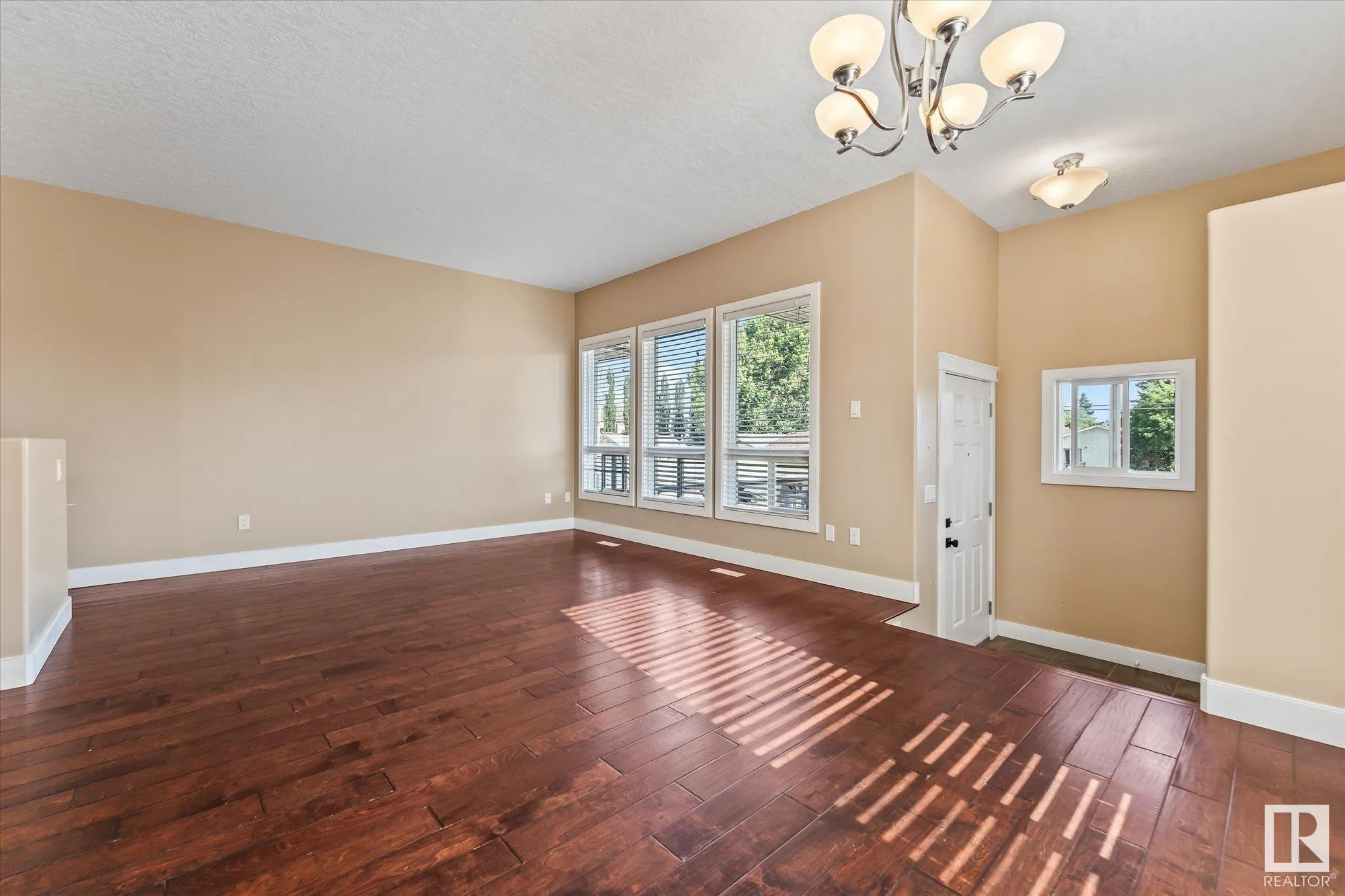 3-215 Church Road
