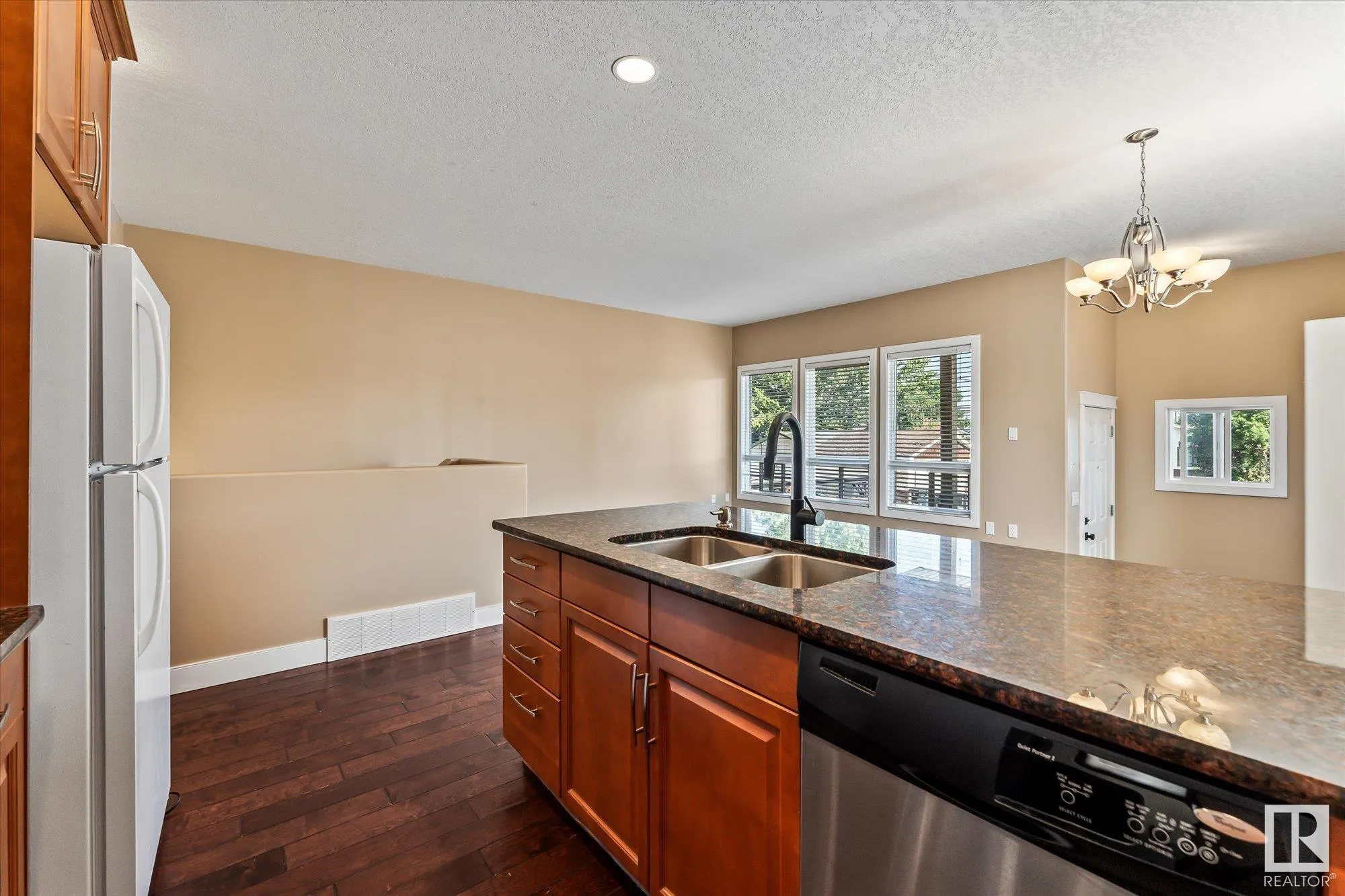 3-215 Church Road
