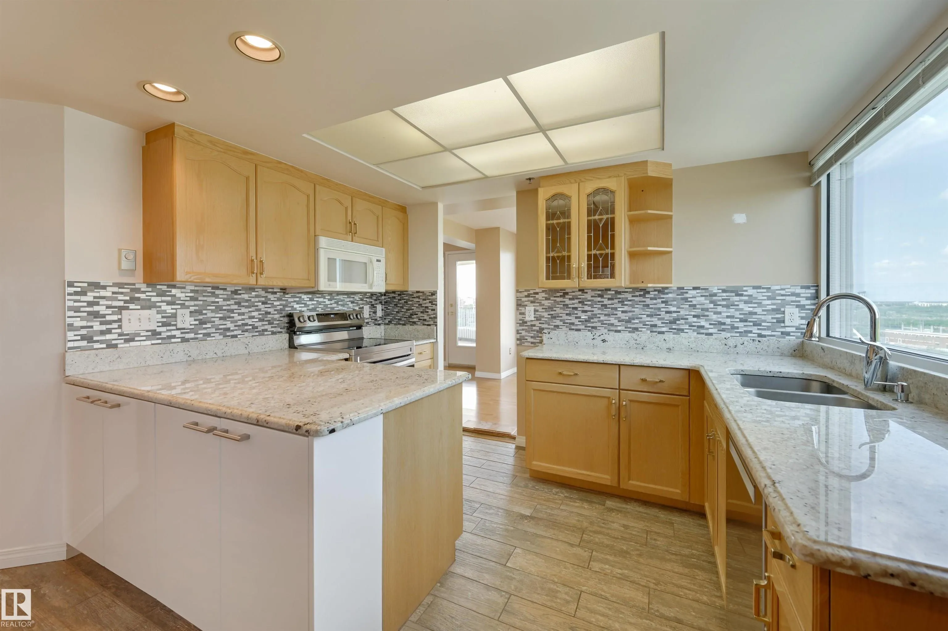 10721 SASKATCHEWAN Drive