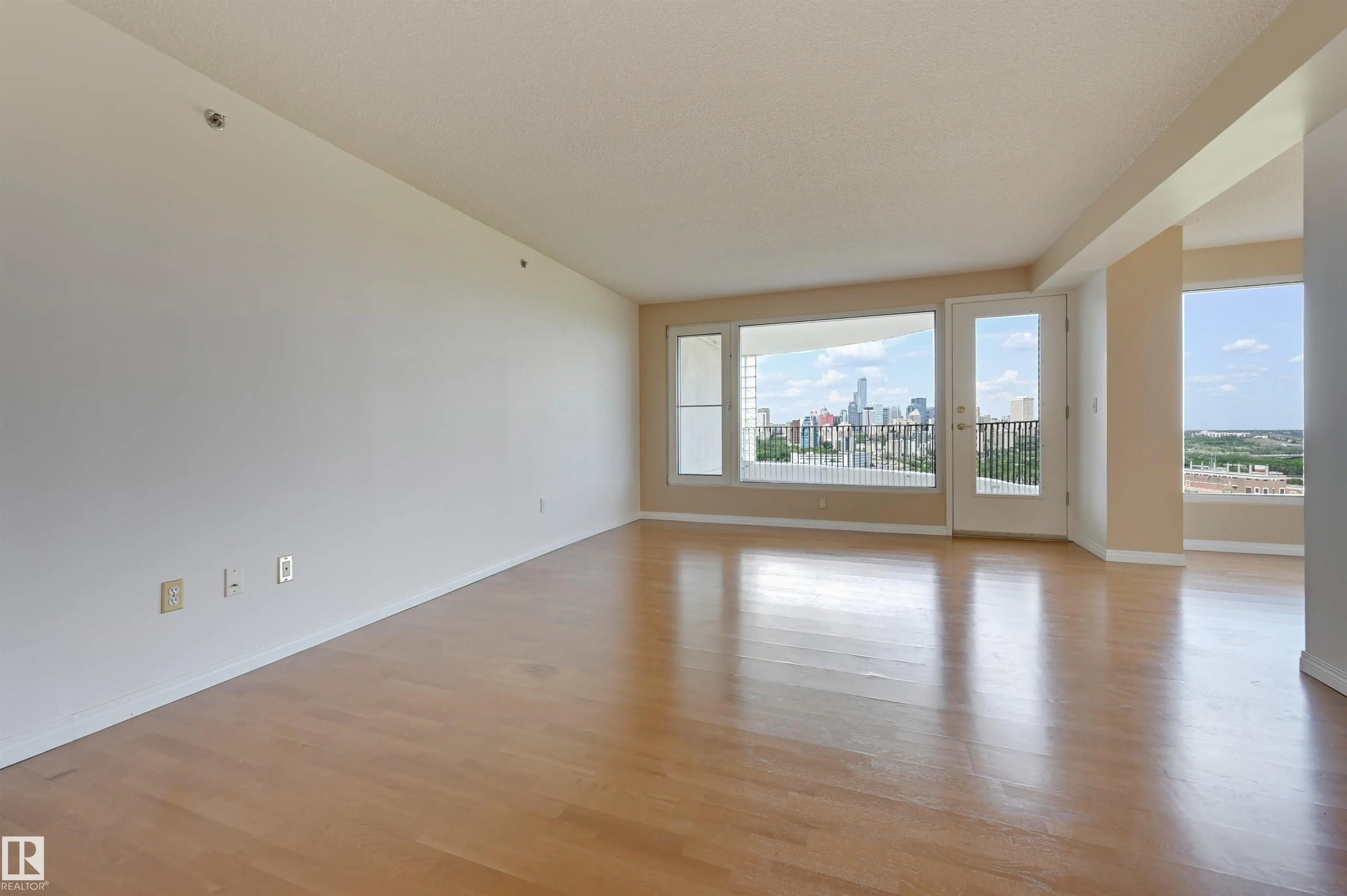 10721 SASKATCHEWAN Drive