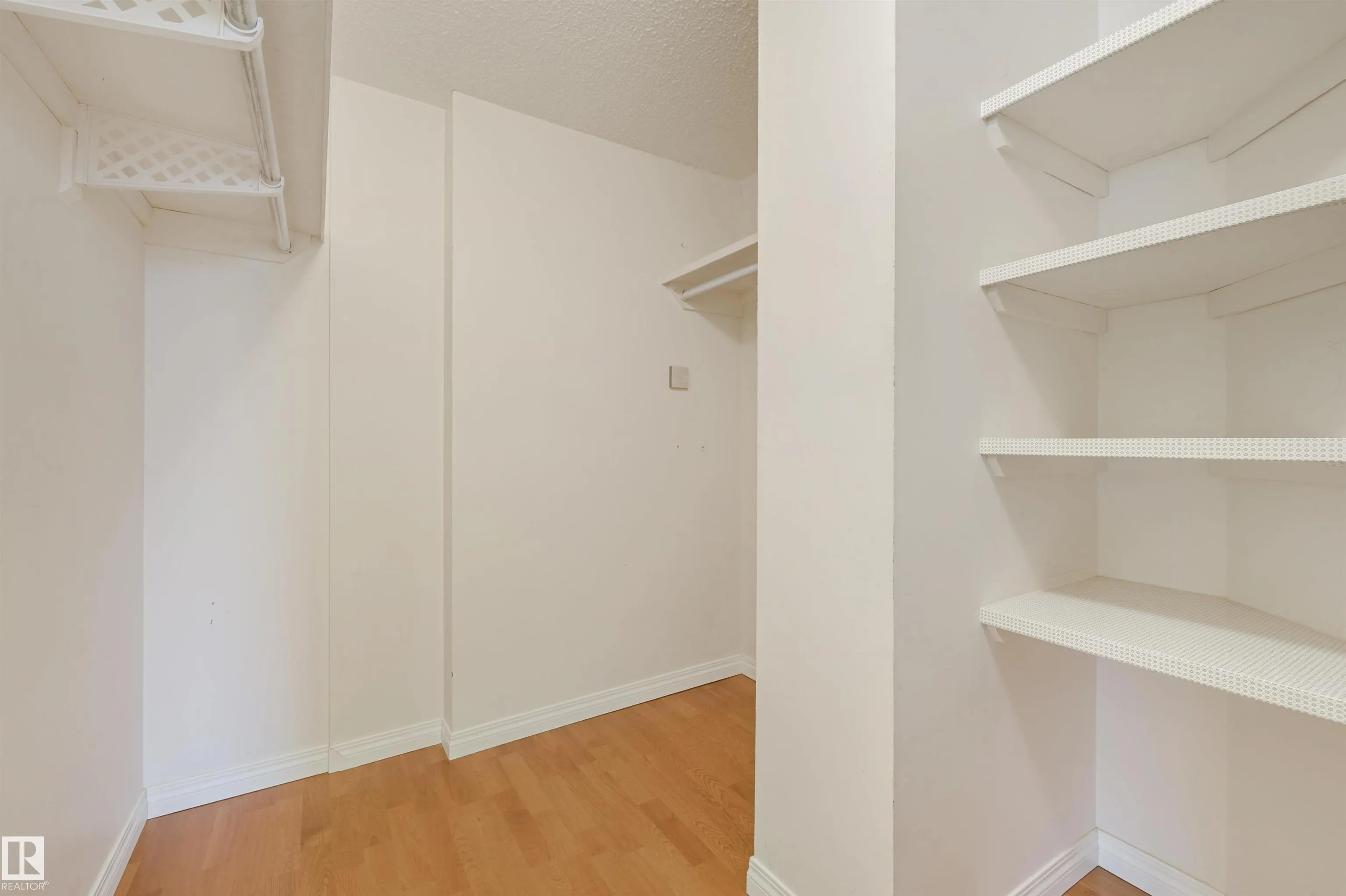10721 SASKATCHEWAN Drive