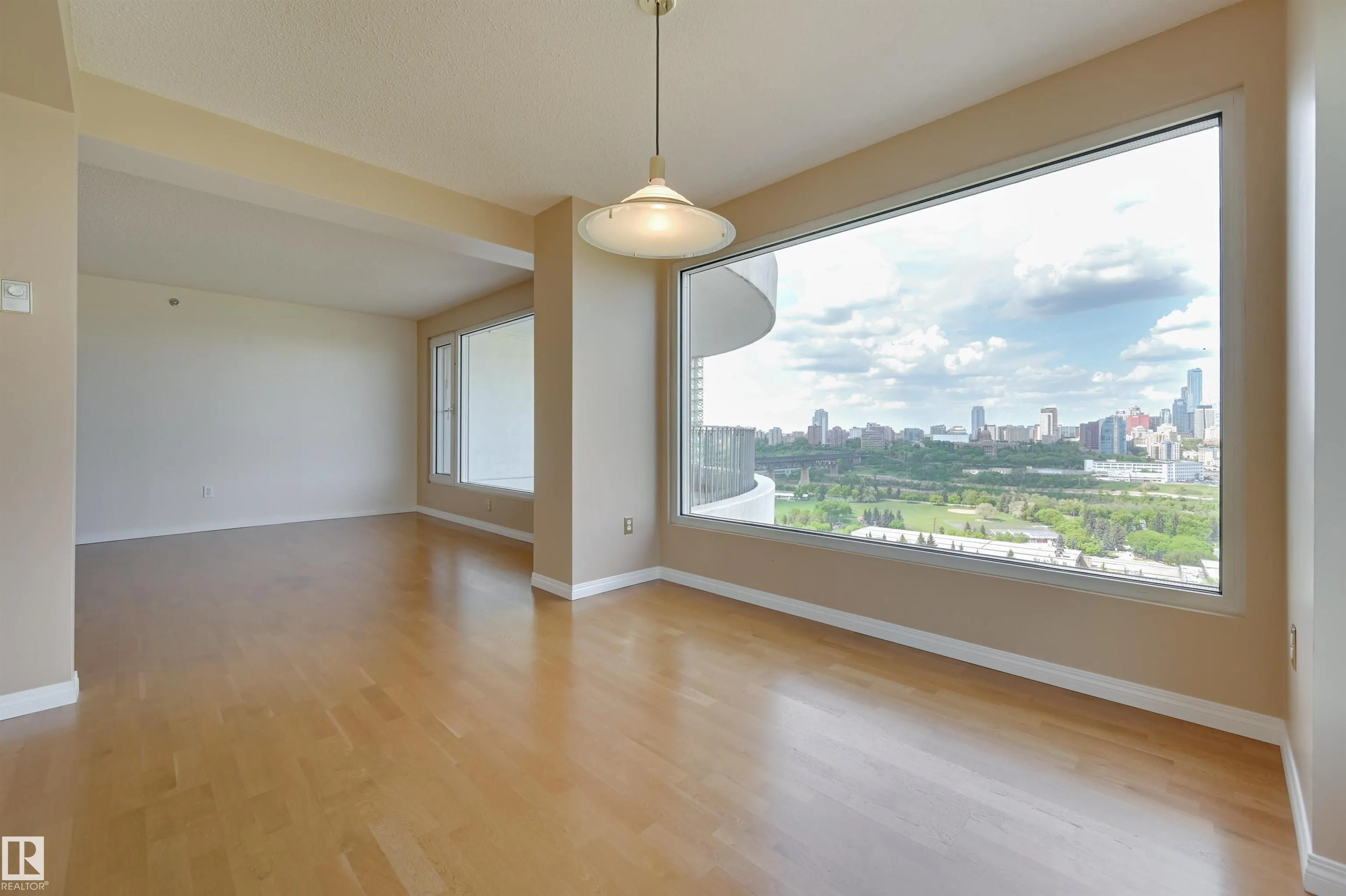 10721 SASKATCHEWAN Drive