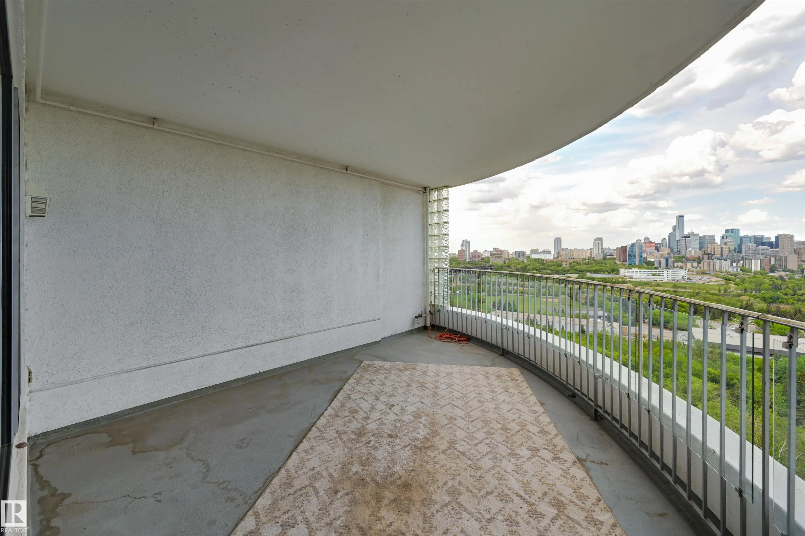 10721 SASKATCHEWAN Drive