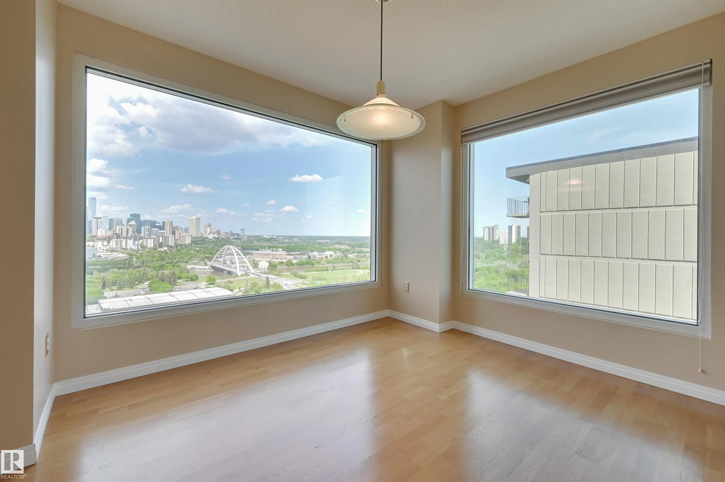 10721 SASKATCHEWAN Drive