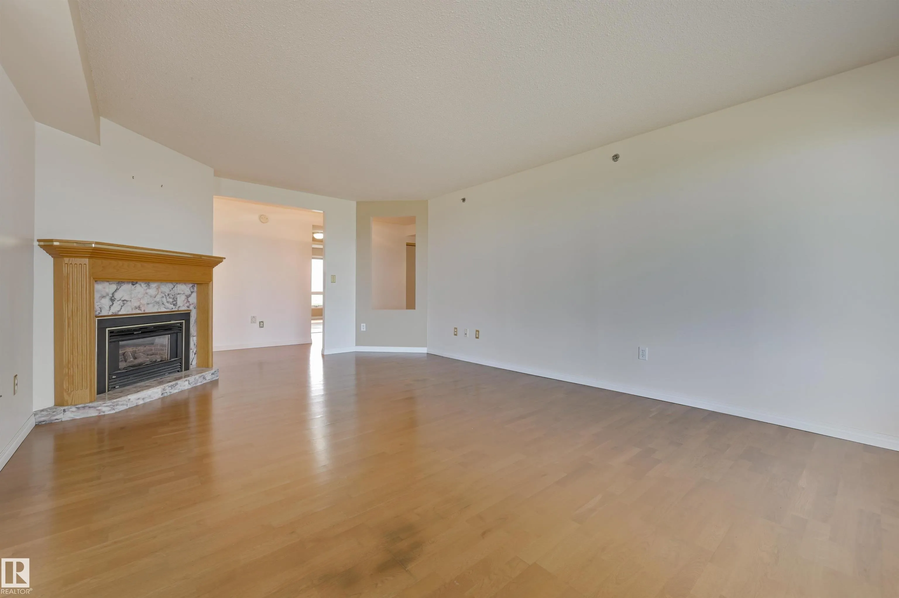 10721 SASKATCHEWAN Drive