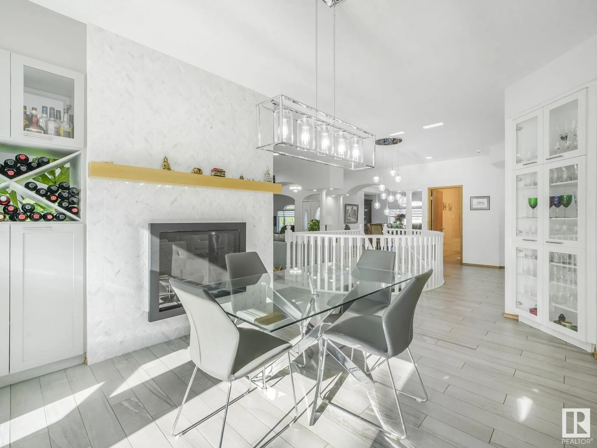 382 ESTATE Drive