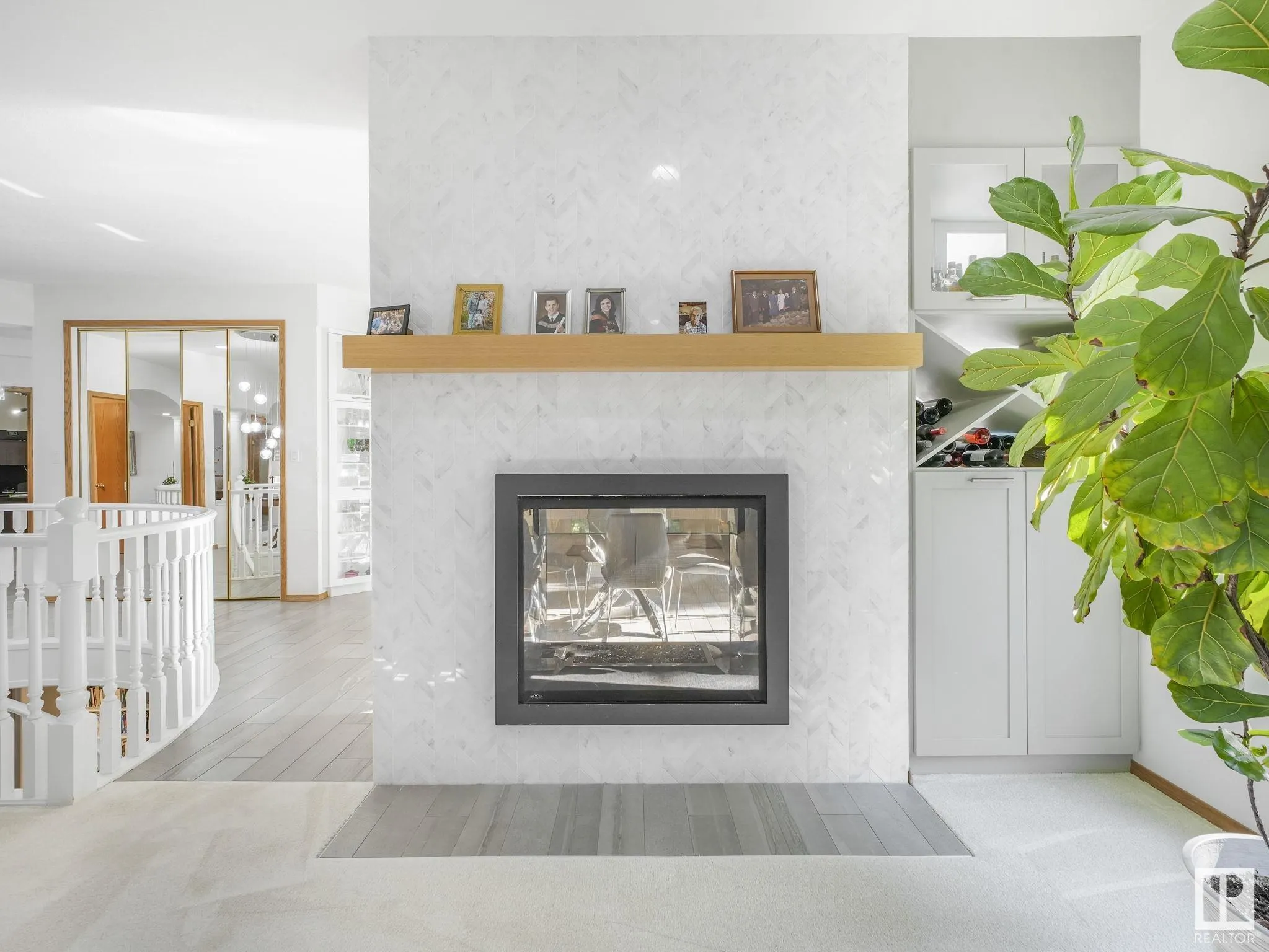 382 ESTATE Drive