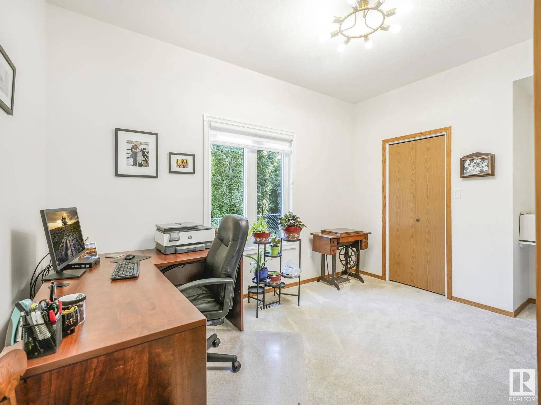 382 ESTATE Drive