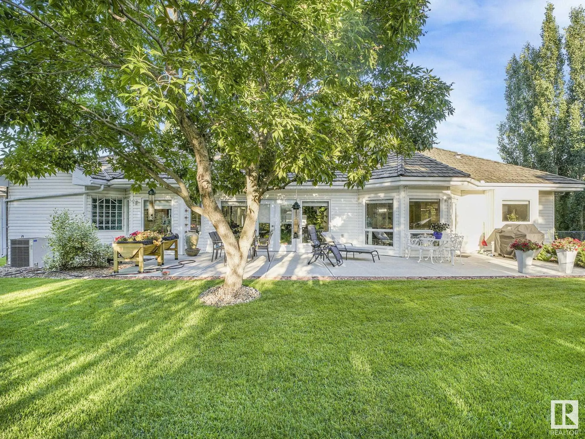 382 ESTATE Drive