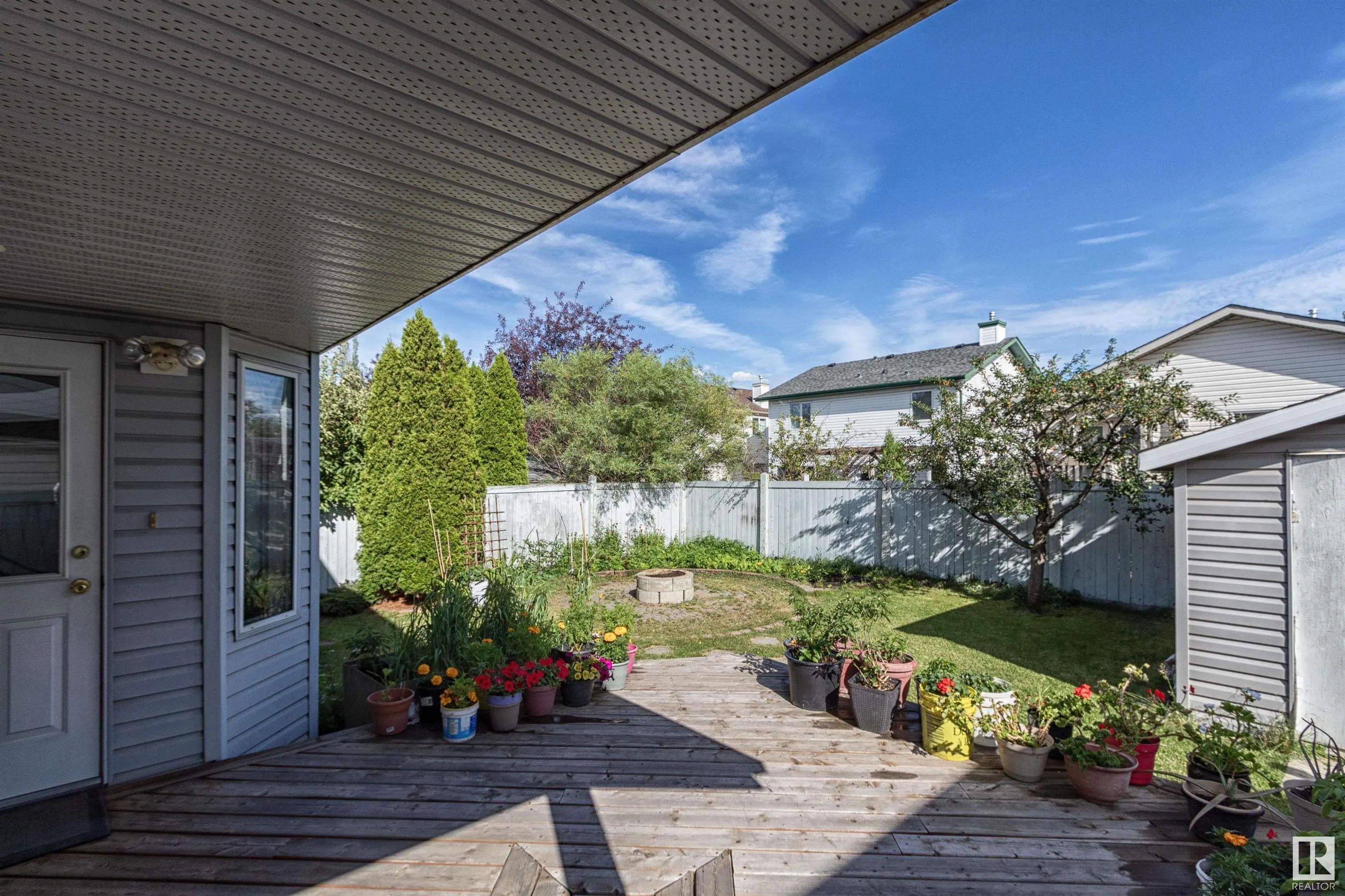 41 HAMPTON Crescent