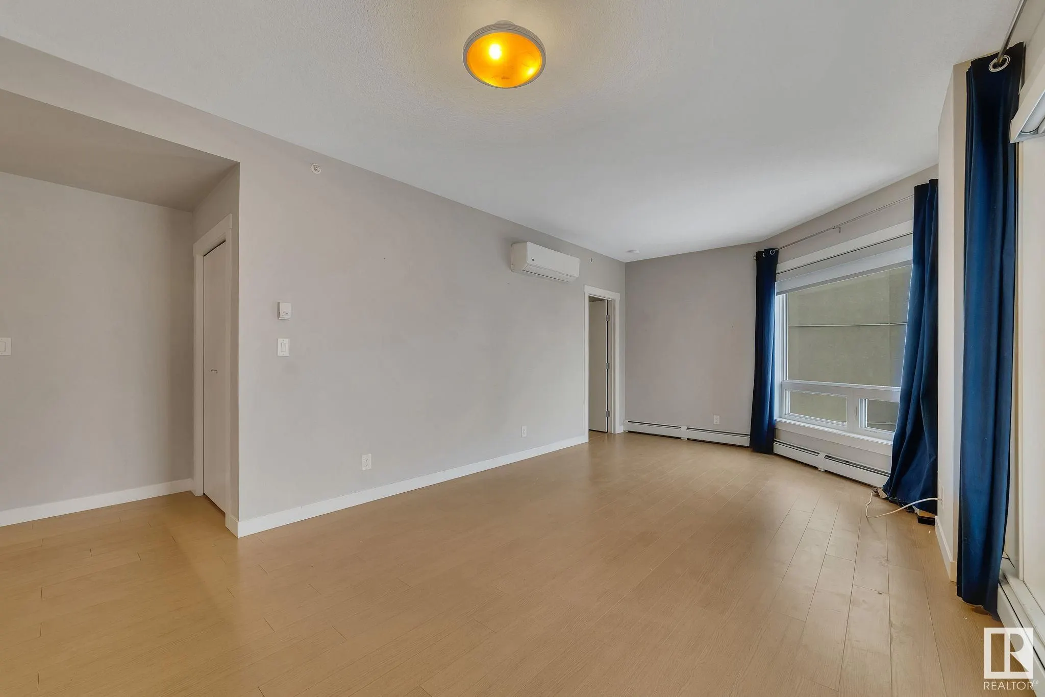 10410 102 Avenue