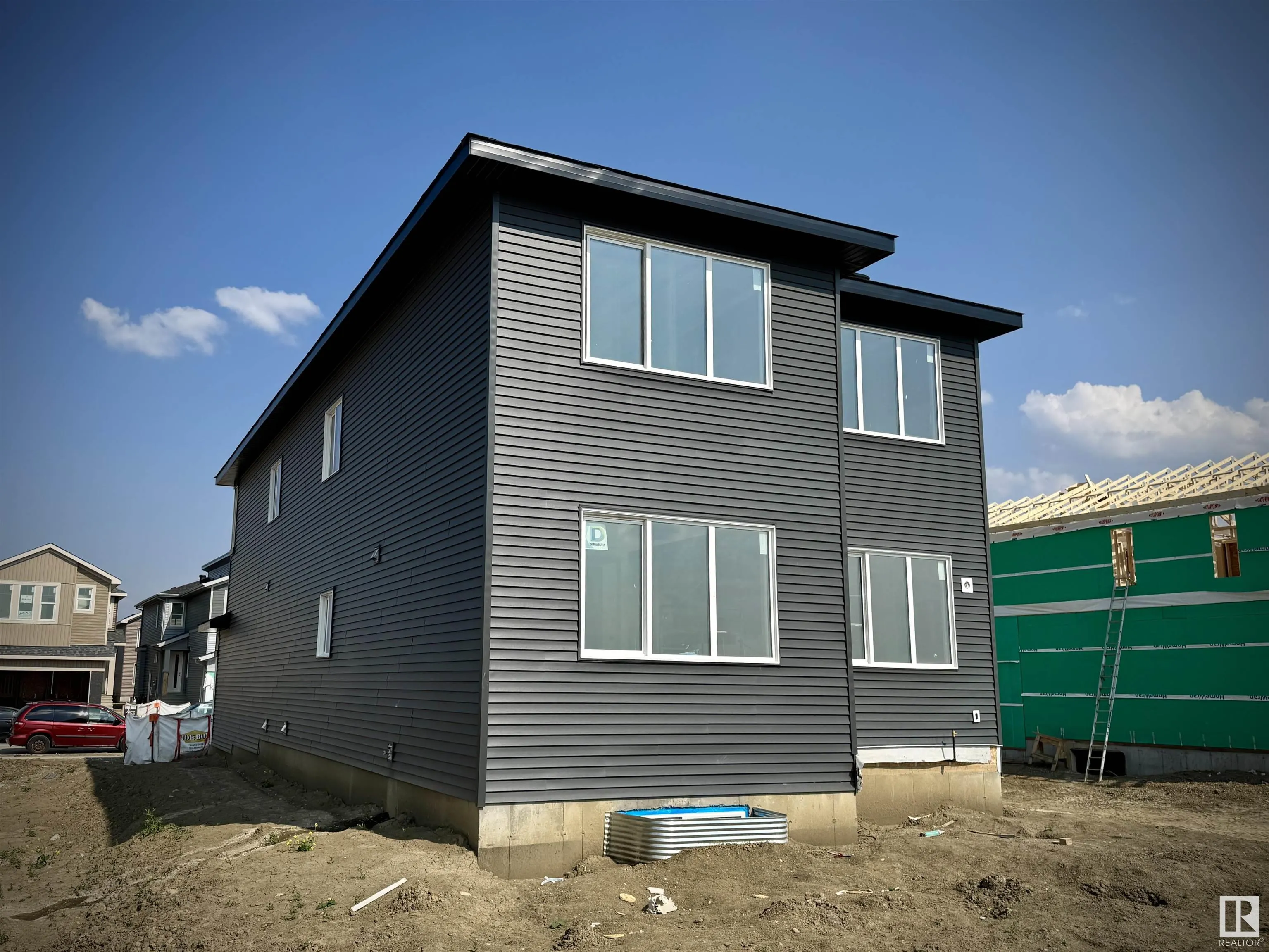 24 Rosa Crescent