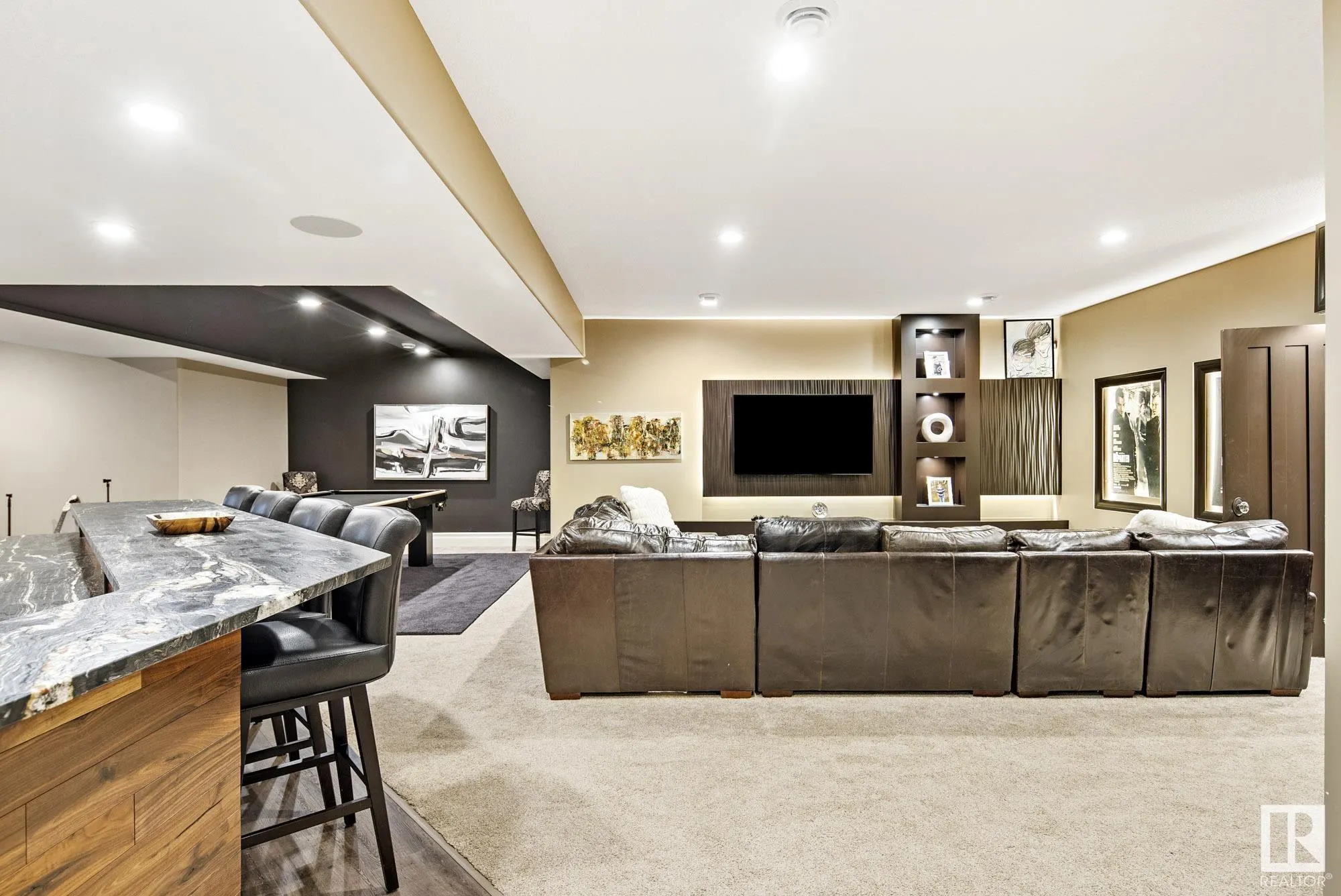 2767 Wheaton Drive