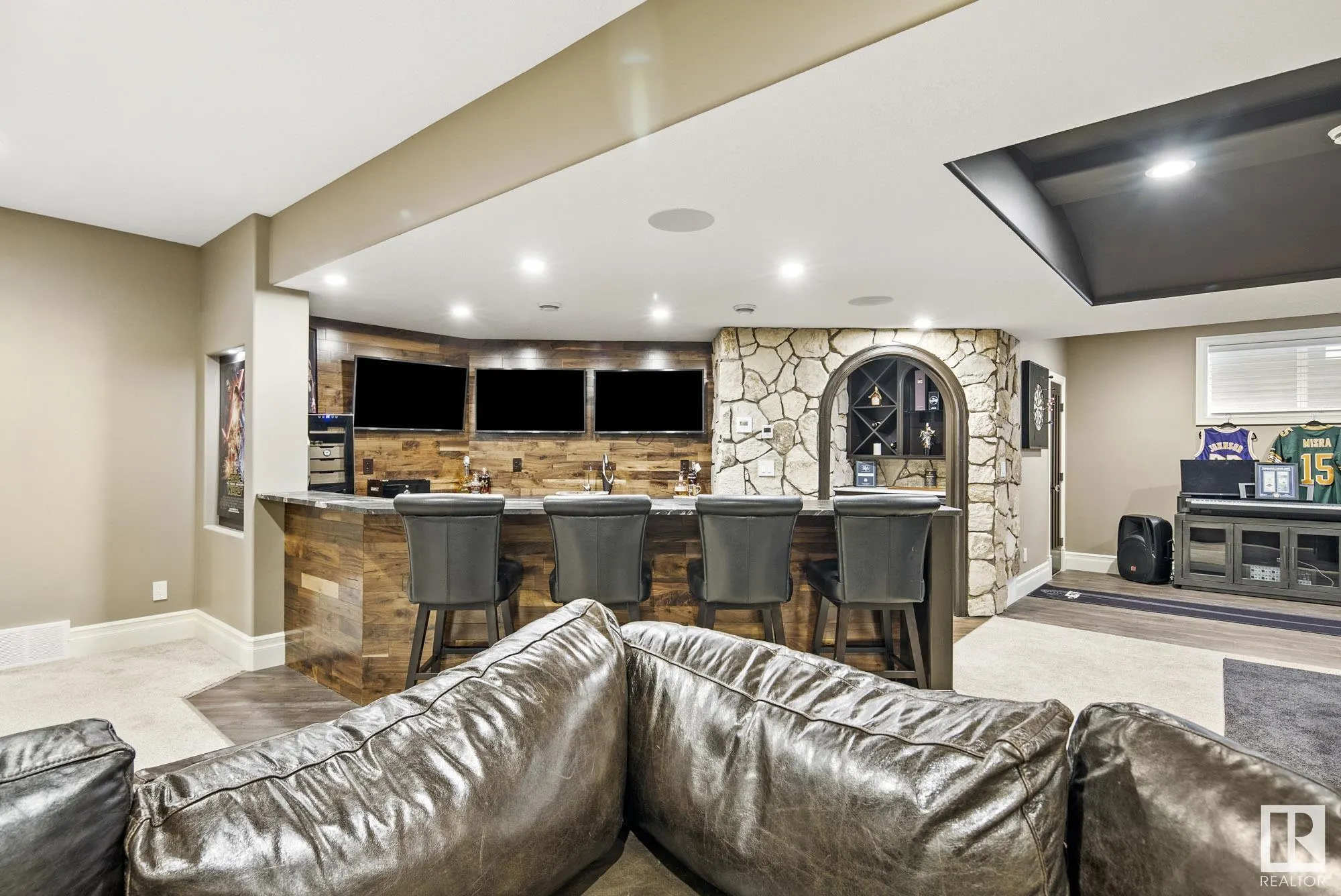 2767 Wheaton Drive