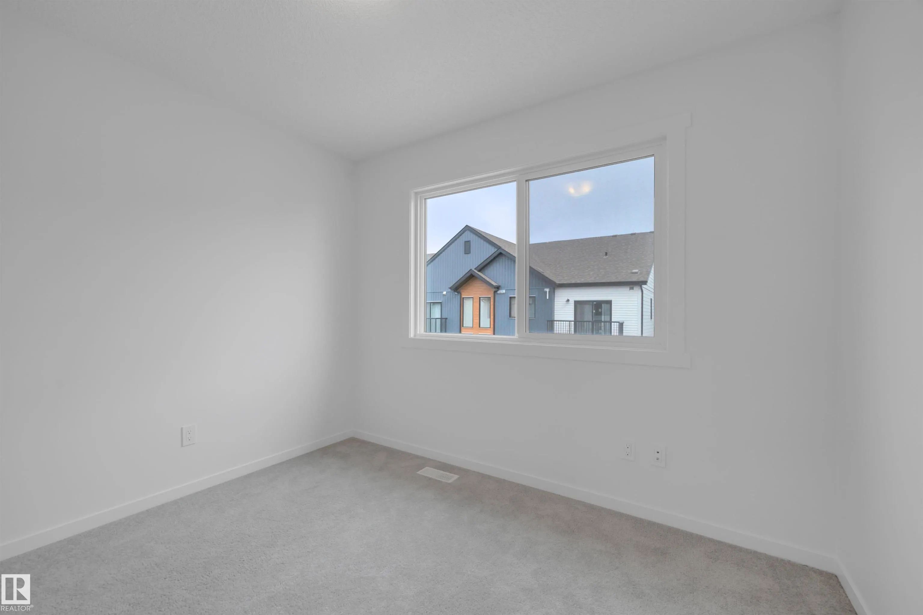 850 SECORD Boulevard
