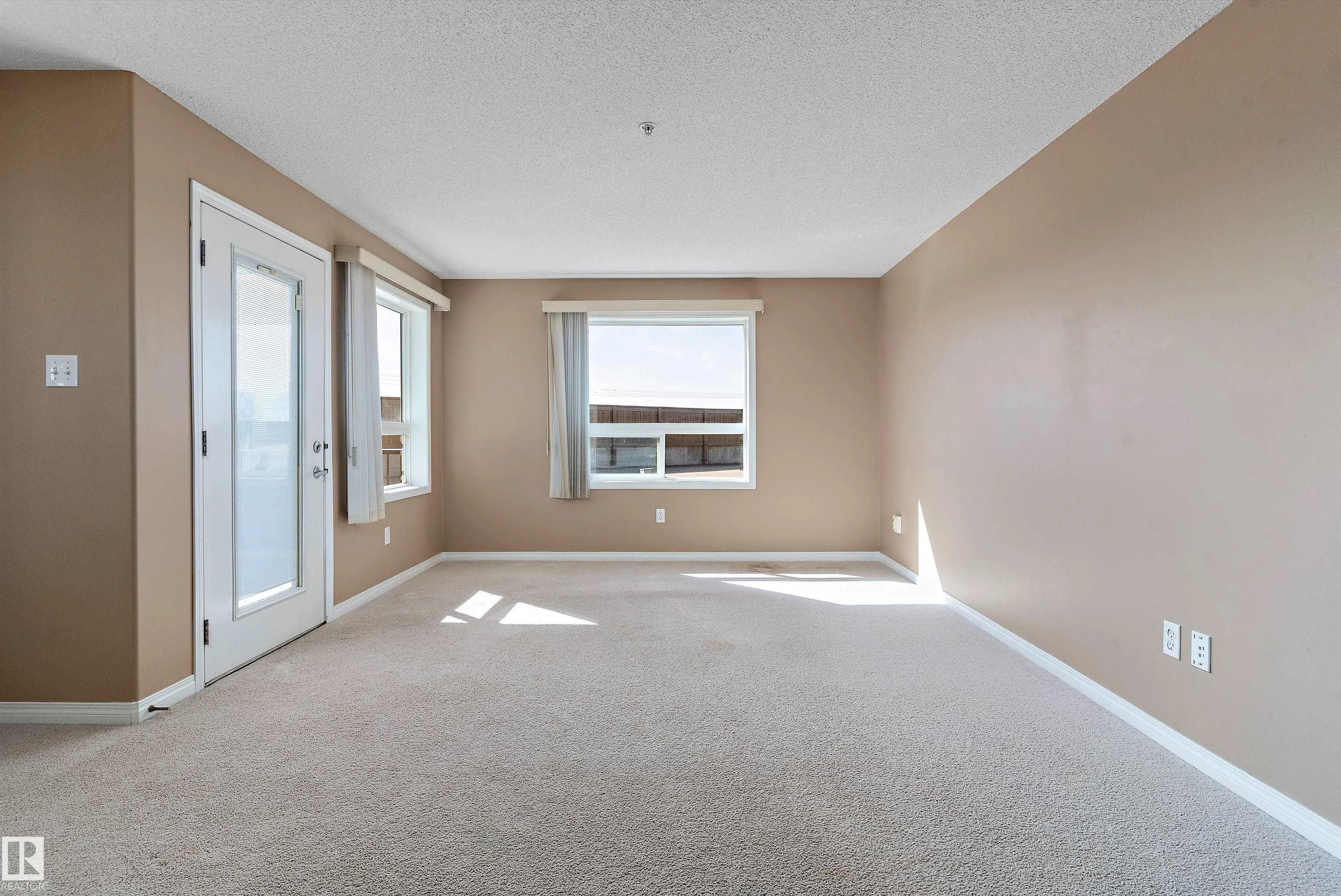 9363 SIMPSON Drive