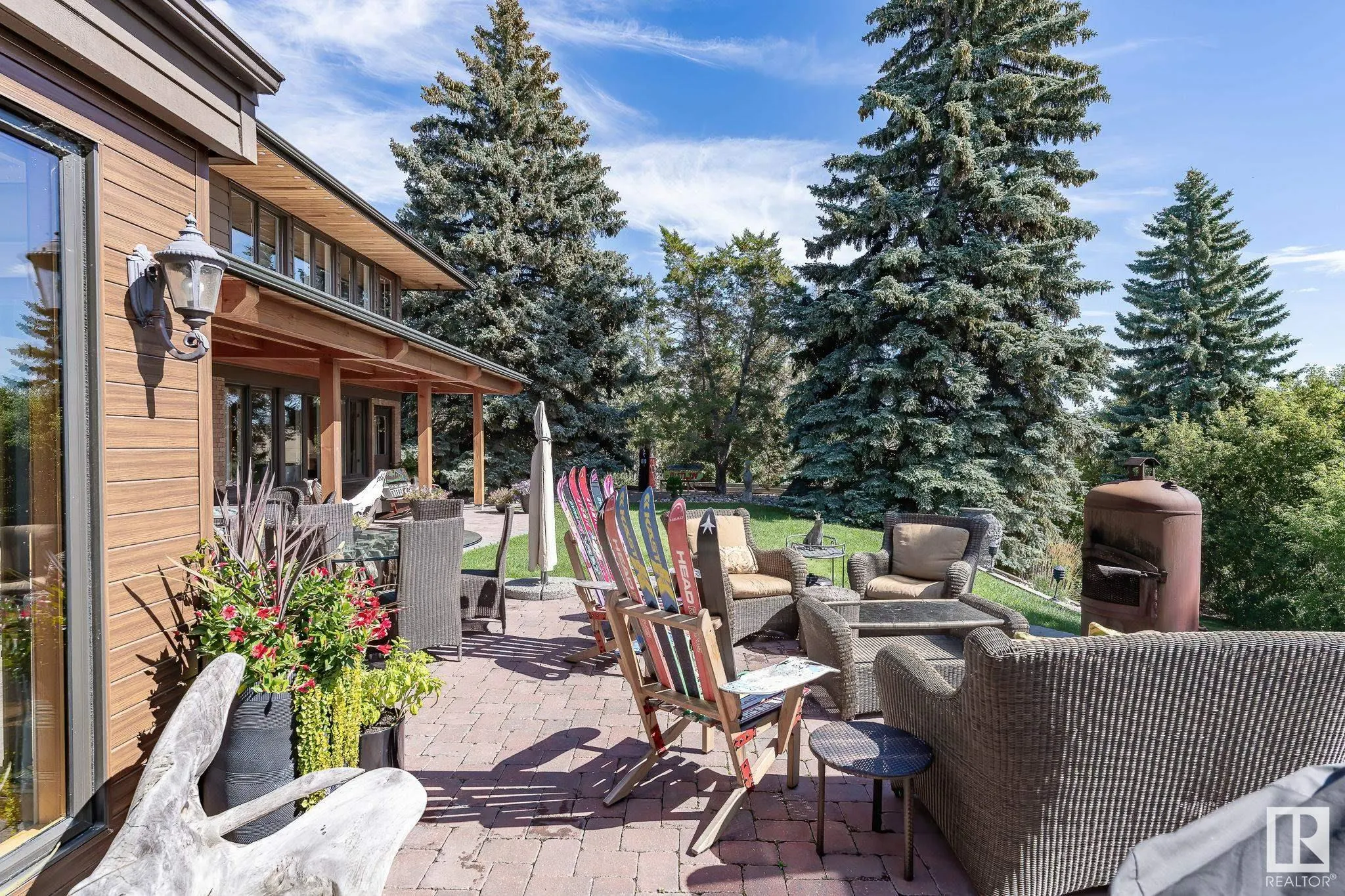 8 VALLEYVIEW Point(e)