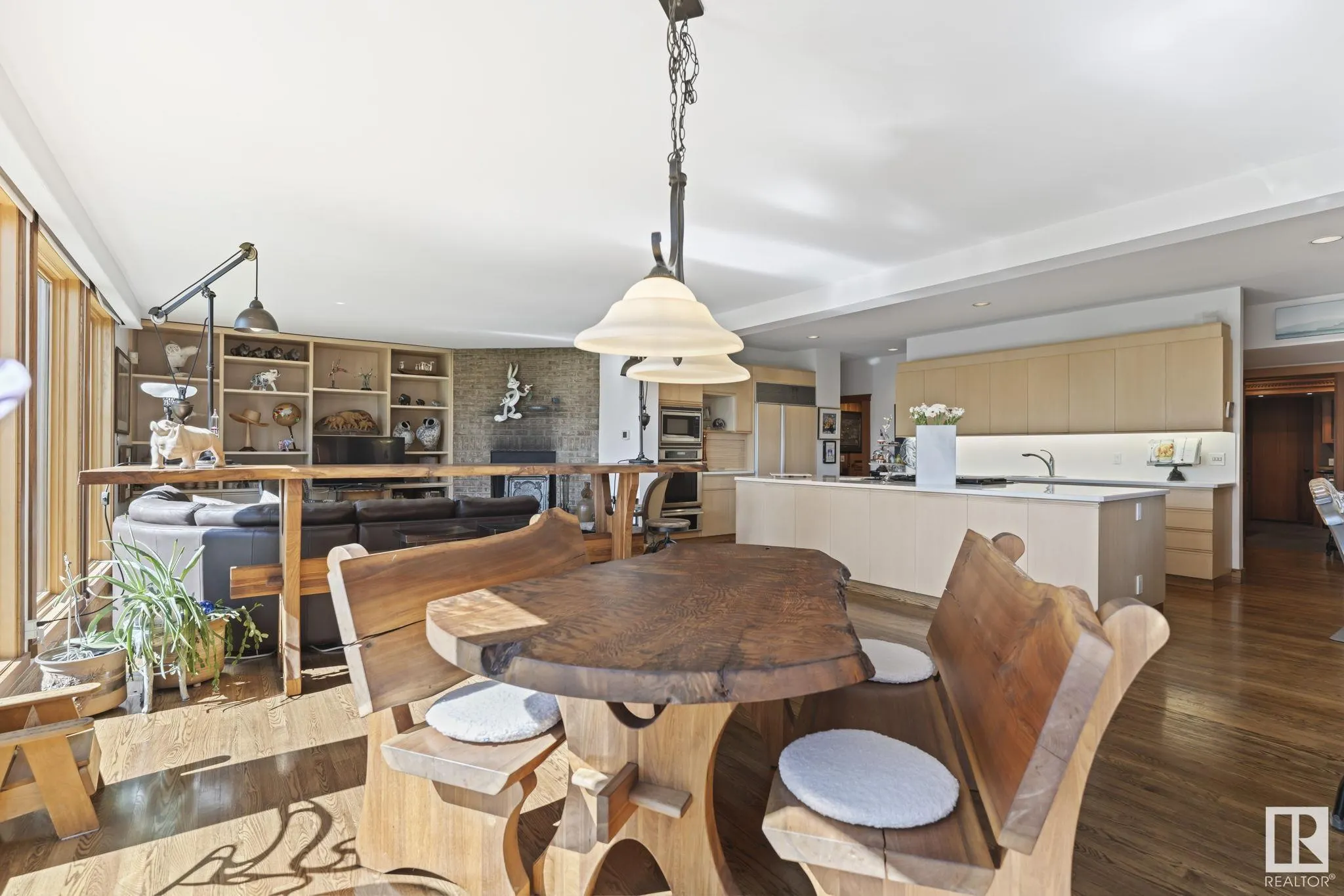 8 VALLEYVIEW Point(e)