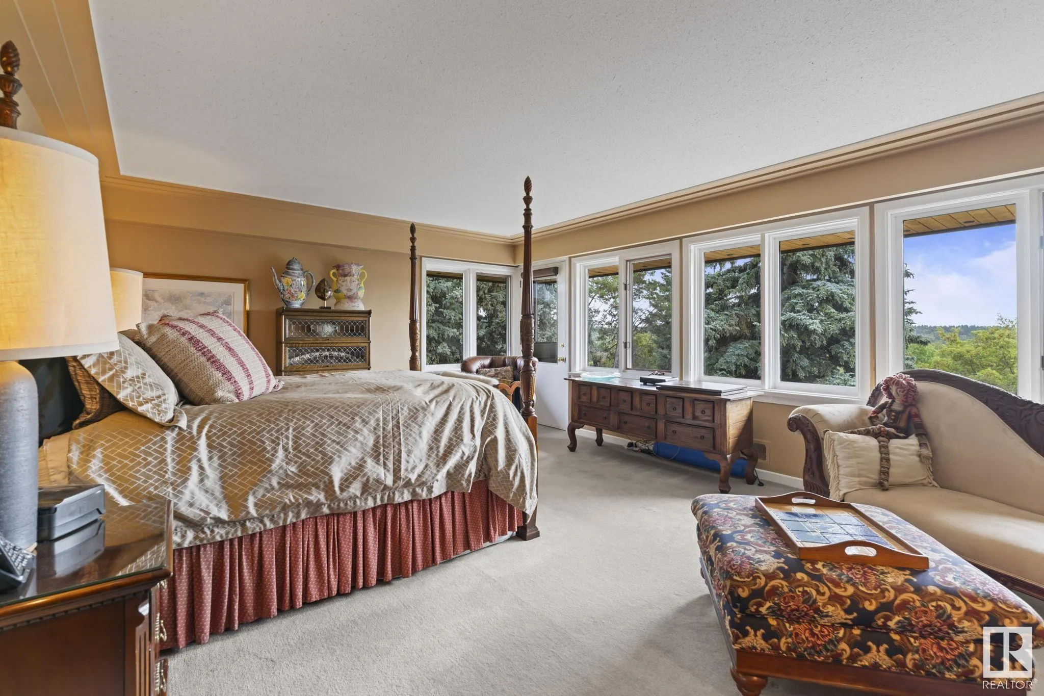 8 VALLEYVIEW Point(e)