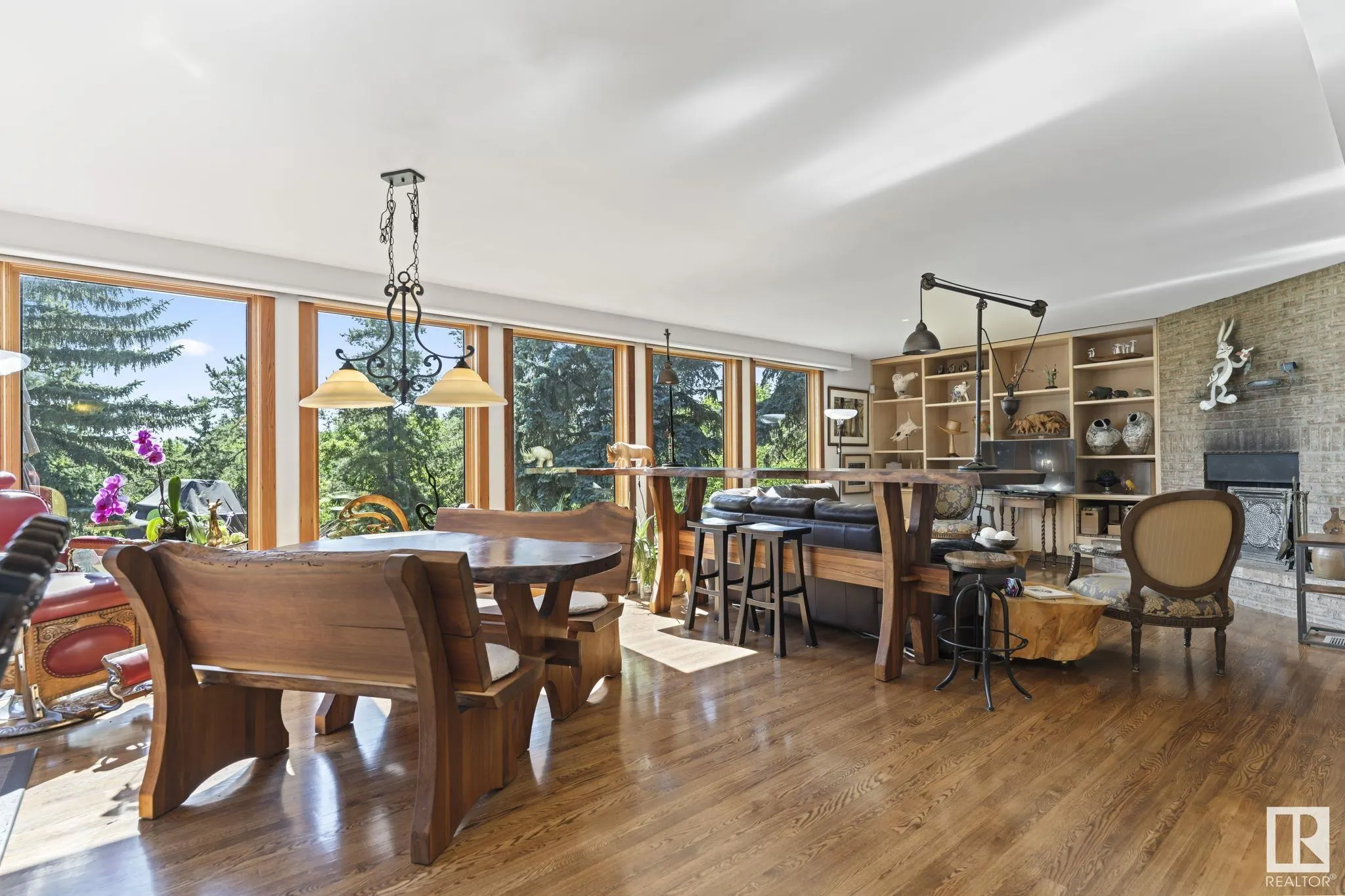 8 VALLEYVIEW Point(e)