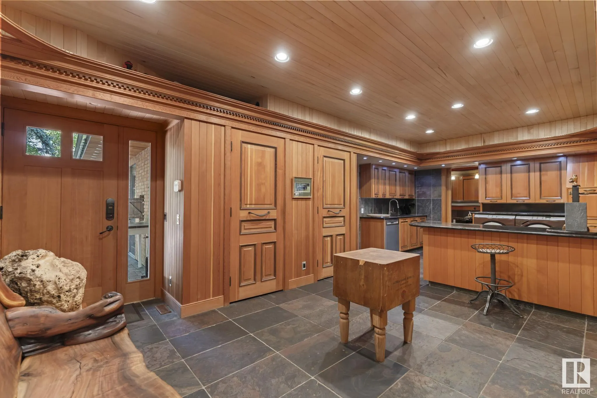 8 VALLEYVIEW Point(e)