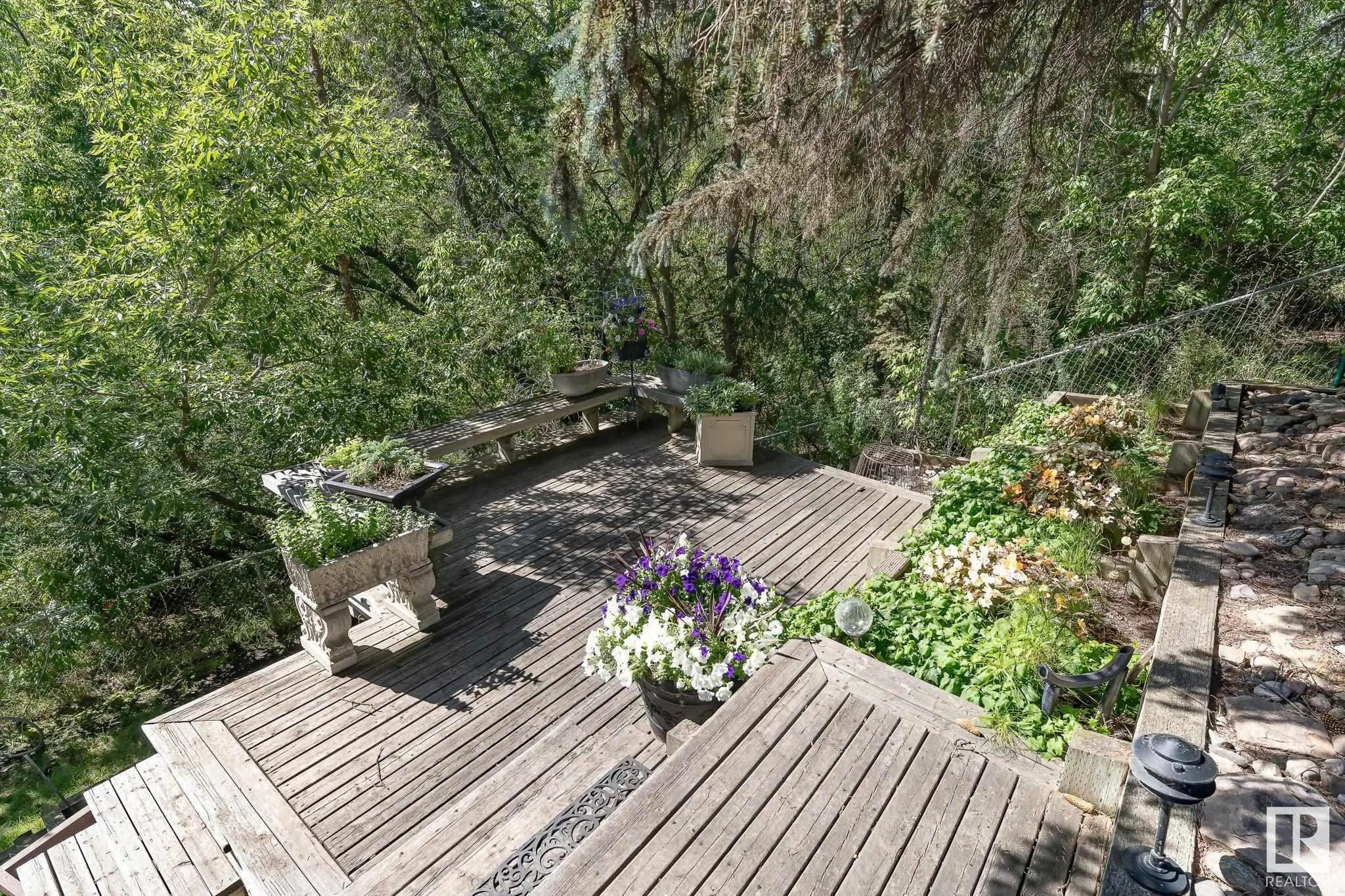 8 VALLEYVIEW Point(e)