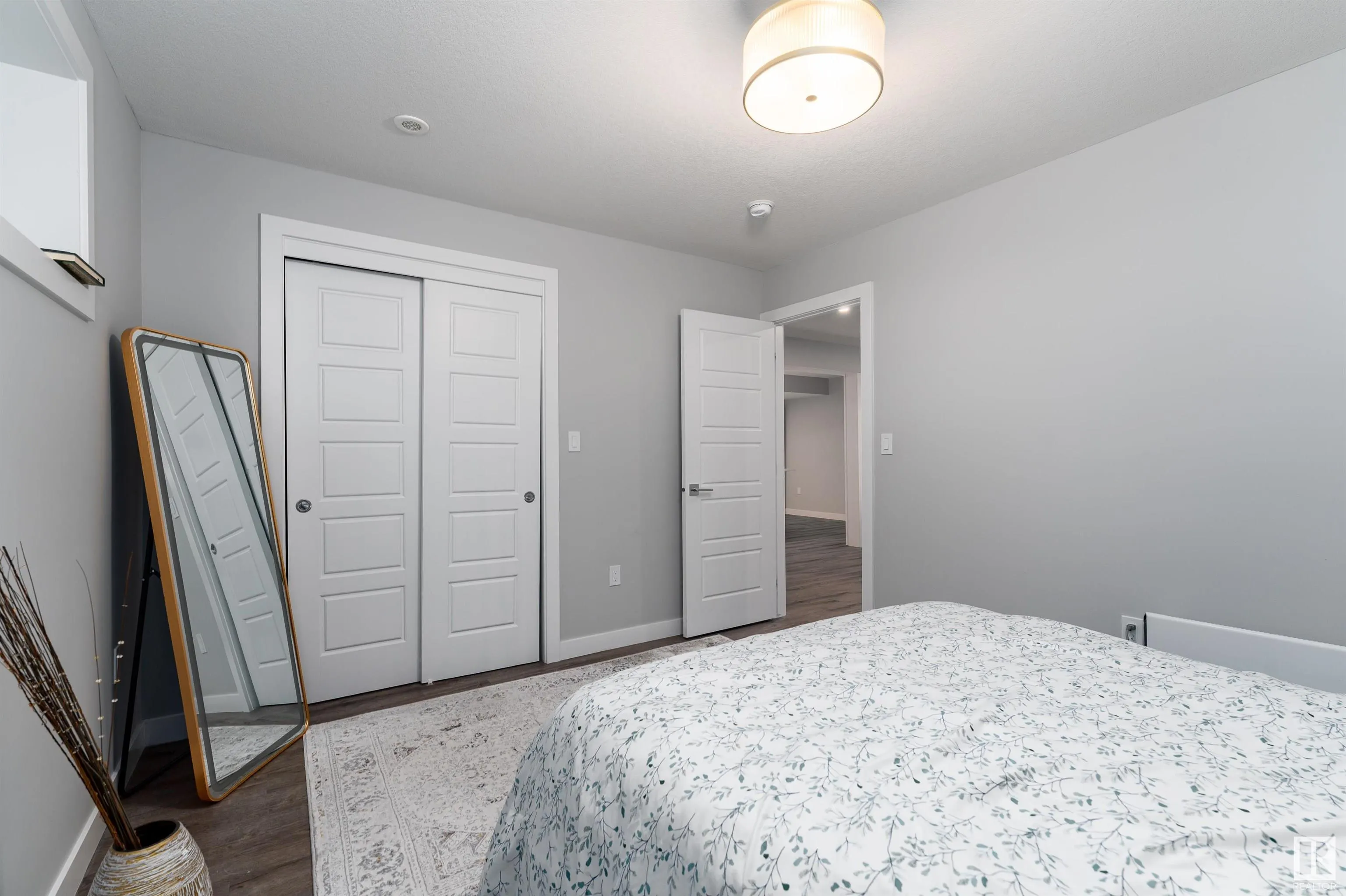 5804 KEEPING Court