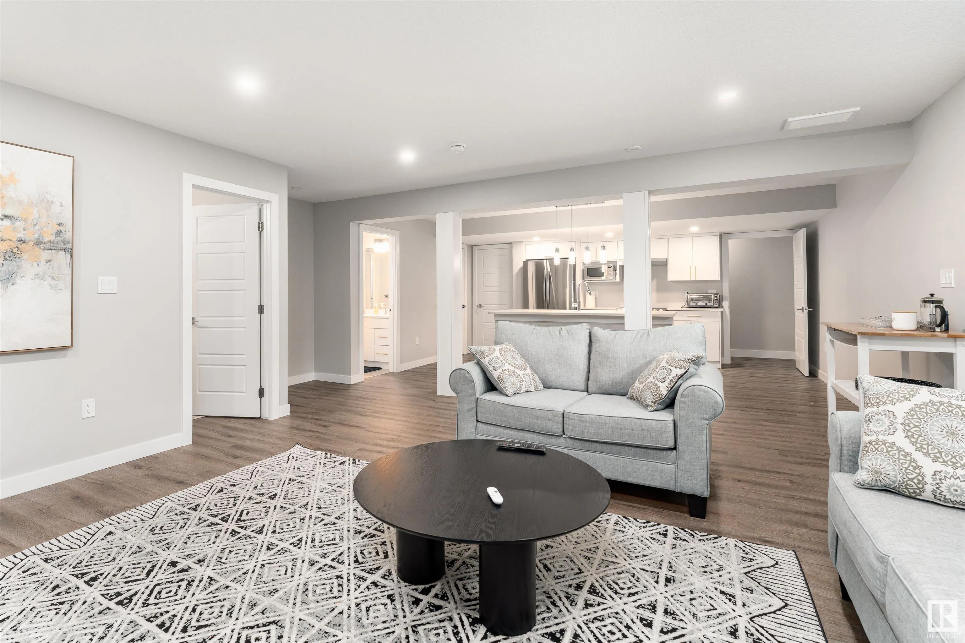 5804 KEEPING Court