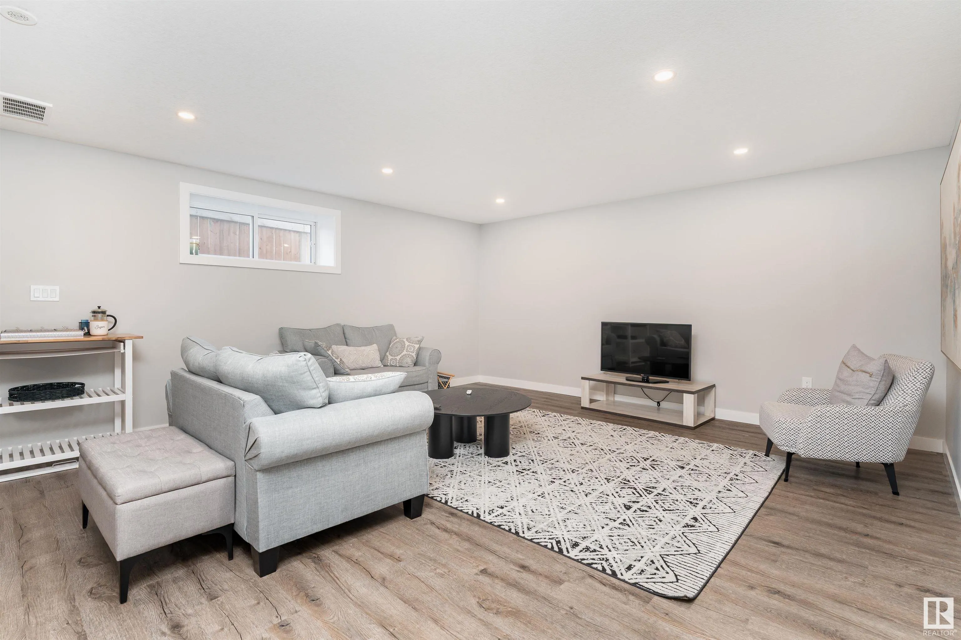 5804 KEEPING Court