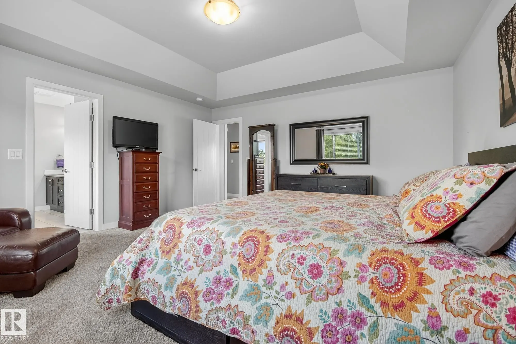 81 ROSEMOUNT Boulevard