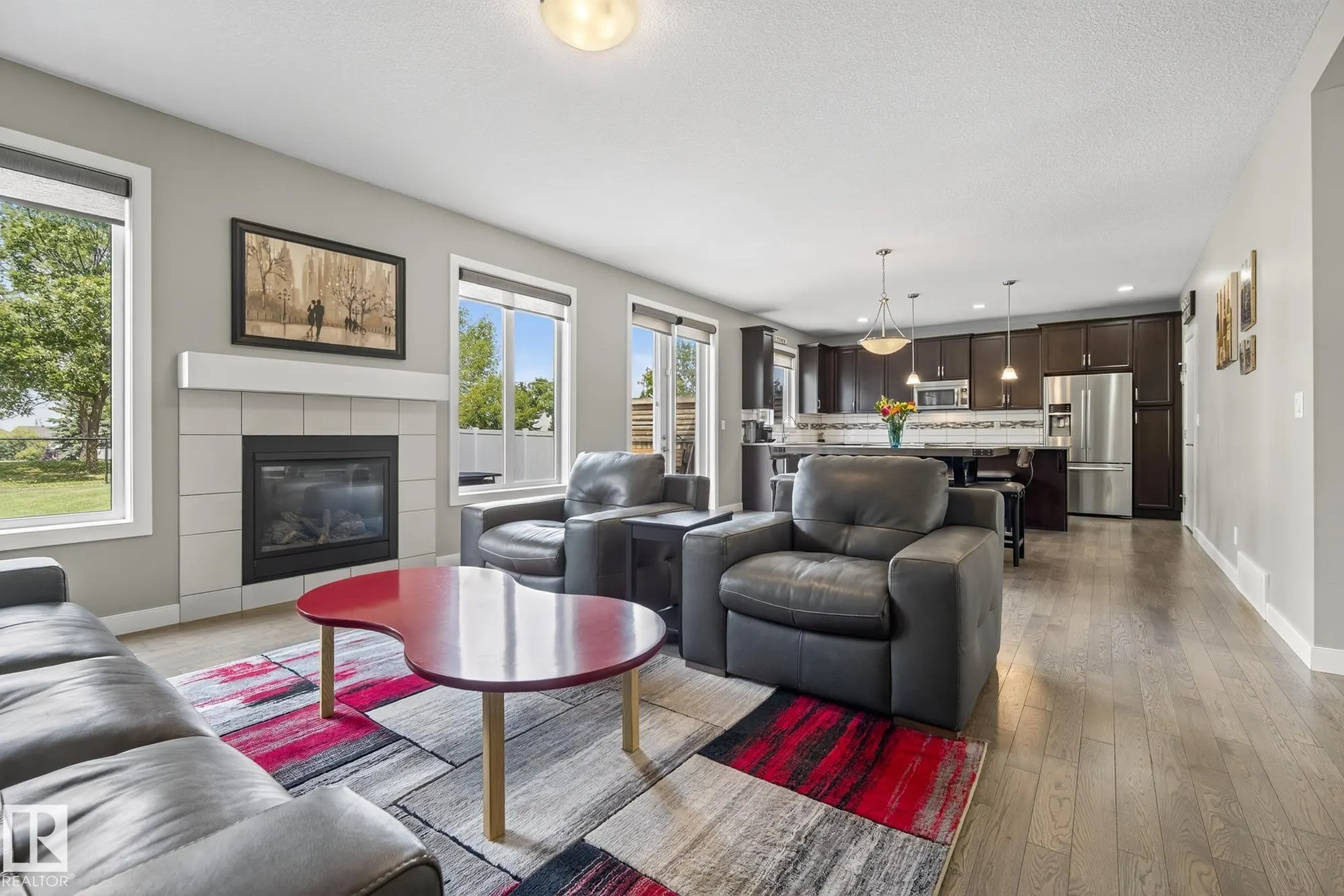 81 ROSEMOUNT Boulevard
