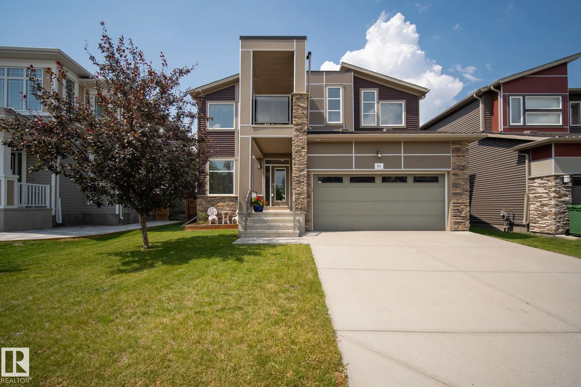 81 ROSEMOUNT Boulevard