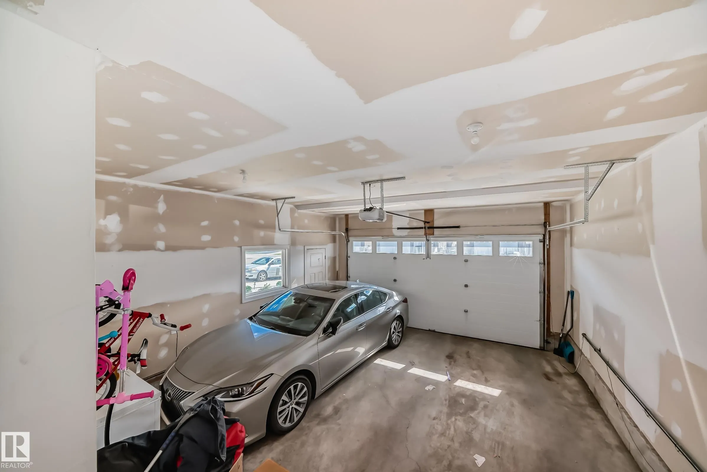17014 62 Street