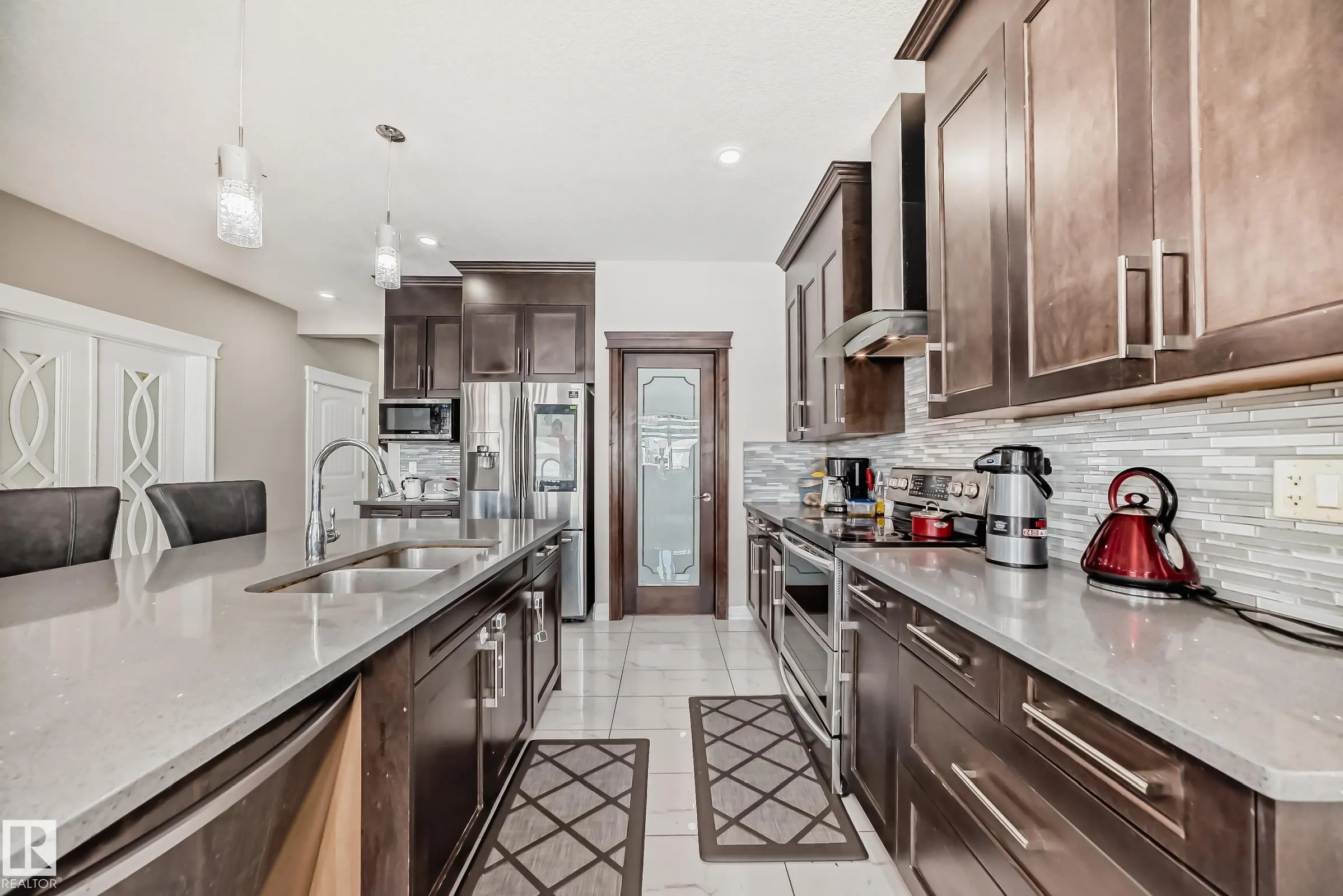 17014 62 Street