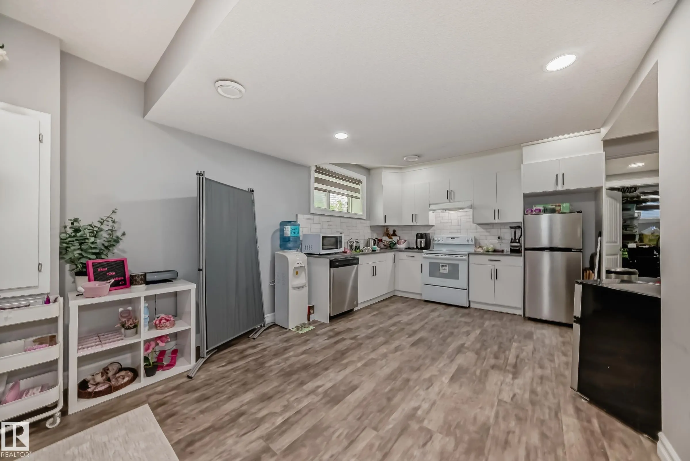 17014 62 Street