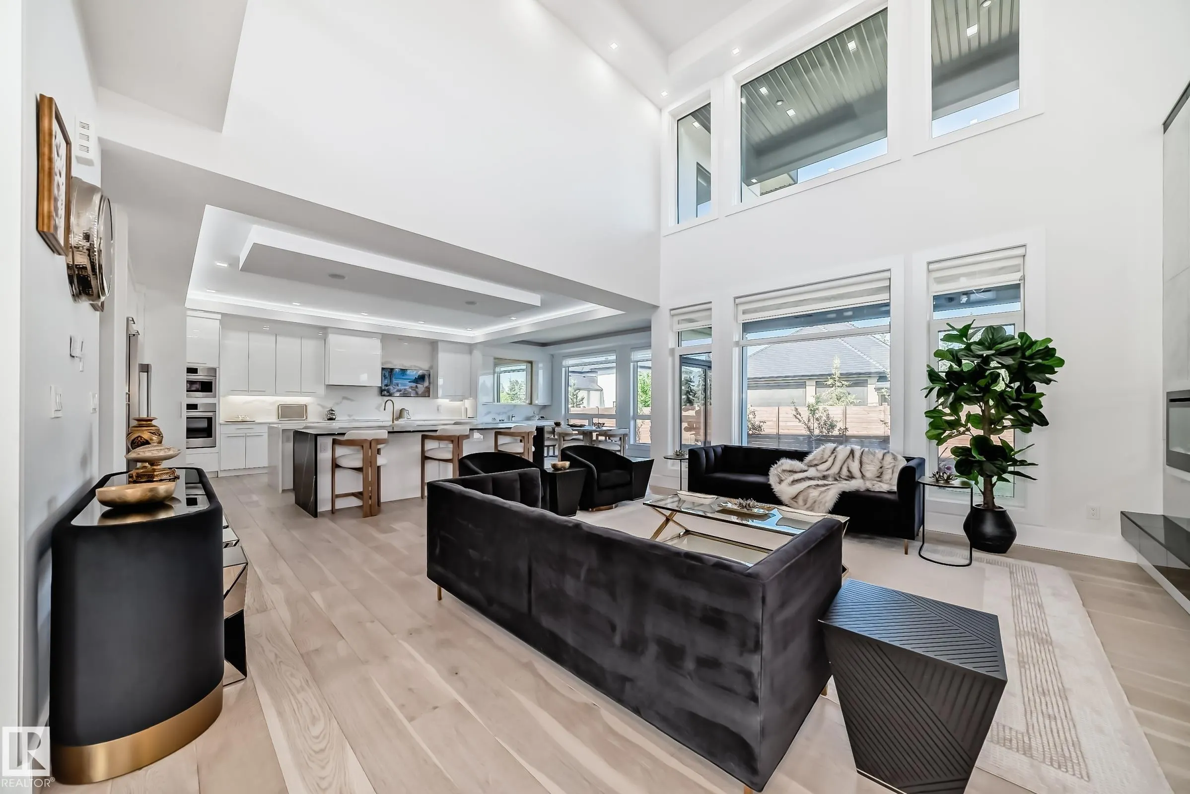 2747 WHEATON Drive