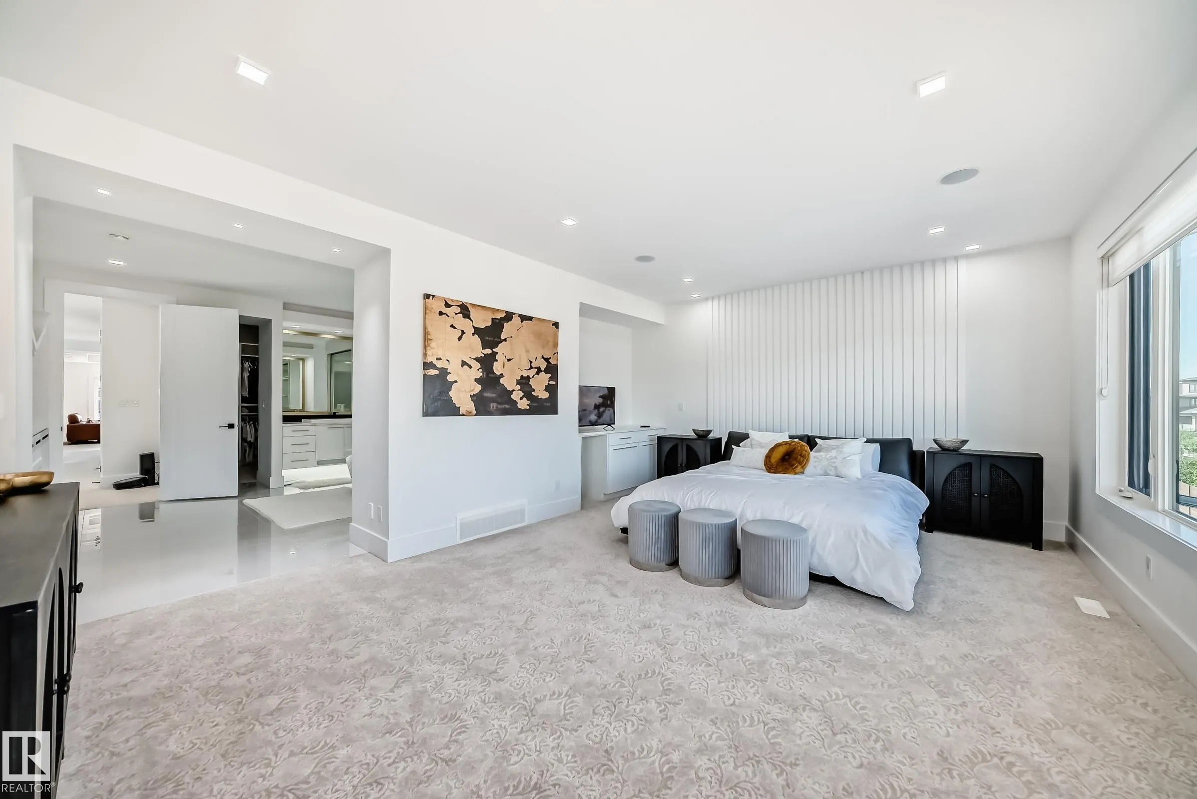 2747 WHEATON Drive
