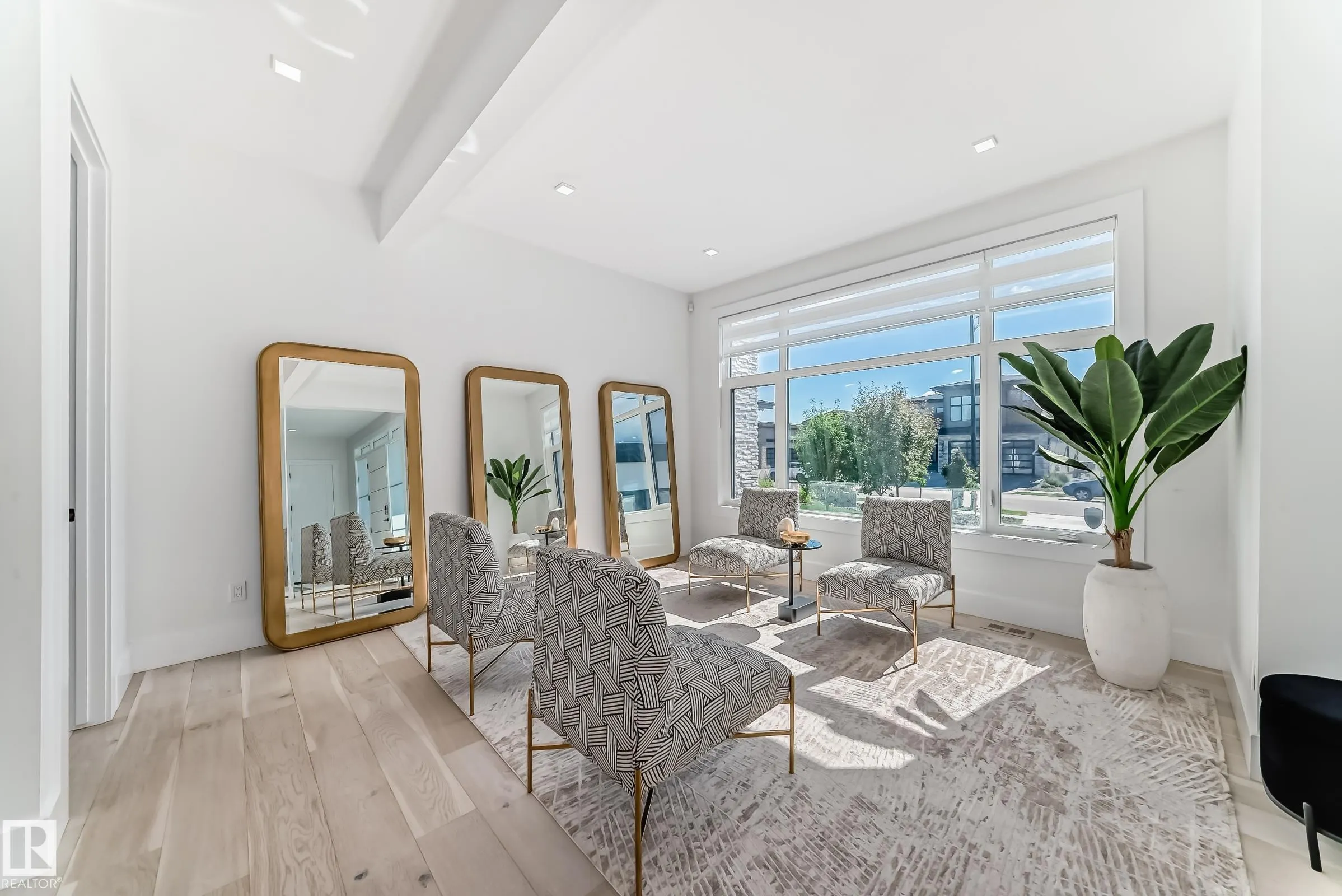 2747 WHEATON Drive