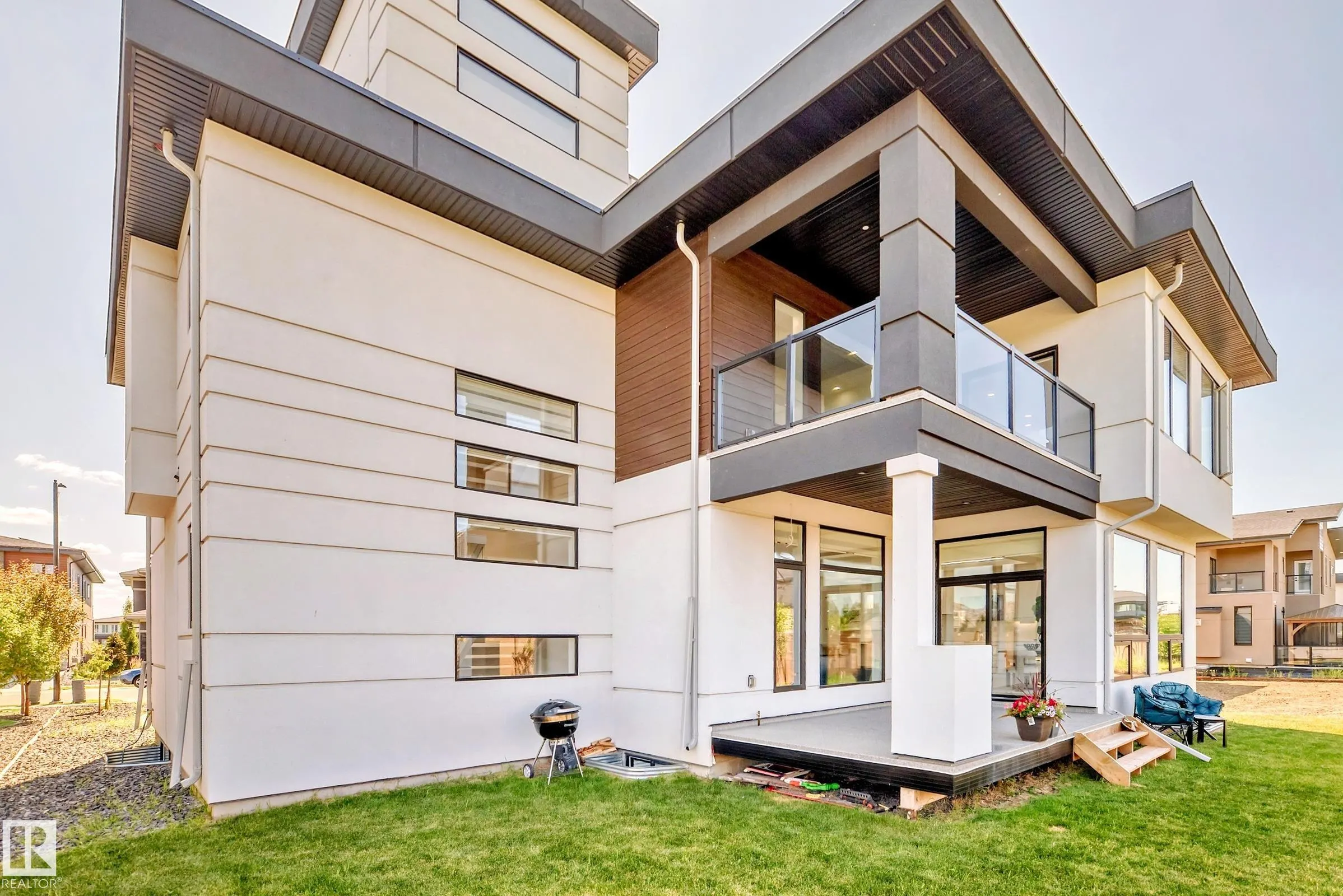 2747 WHEATON Drive
