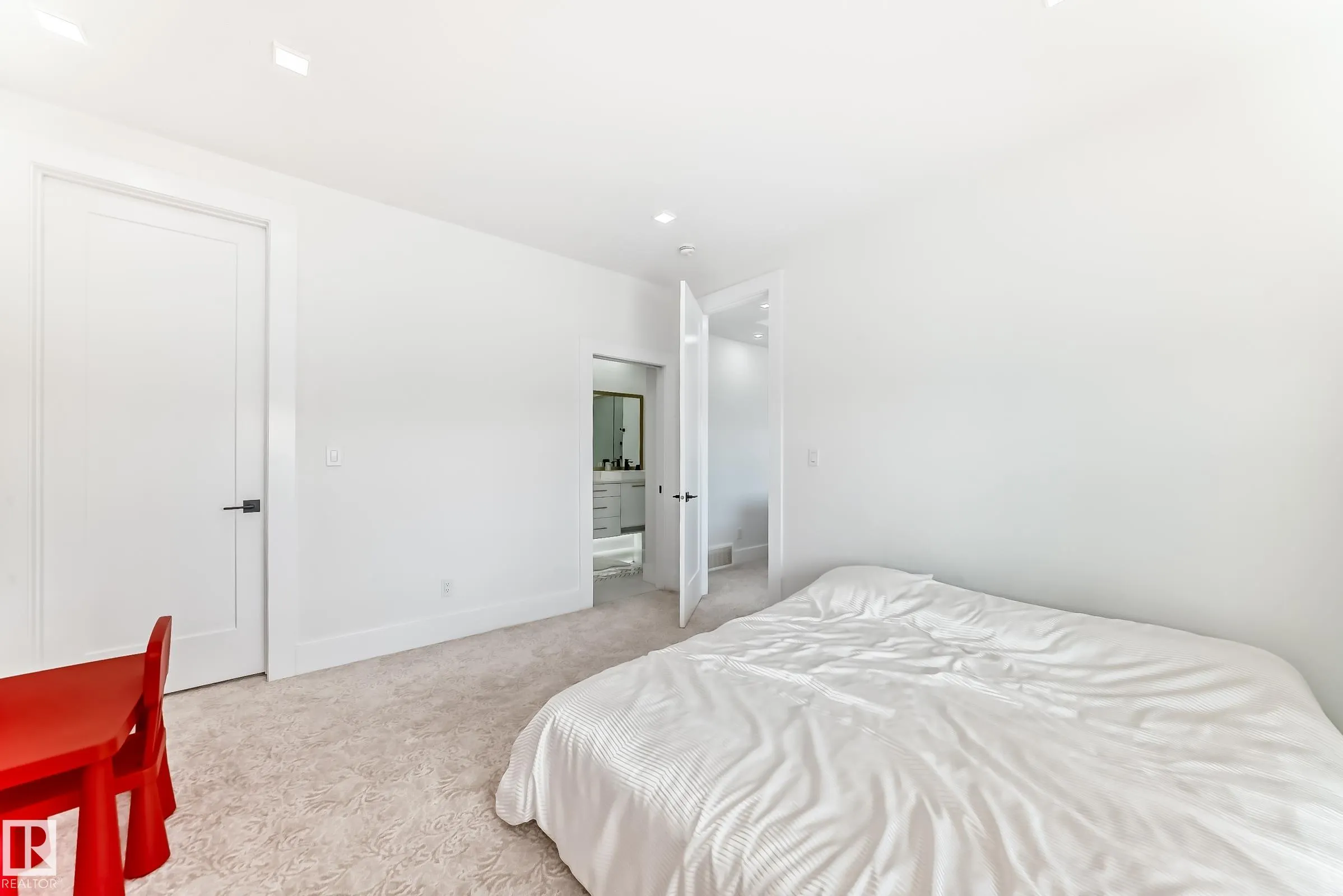 2747 WHEATON Drive