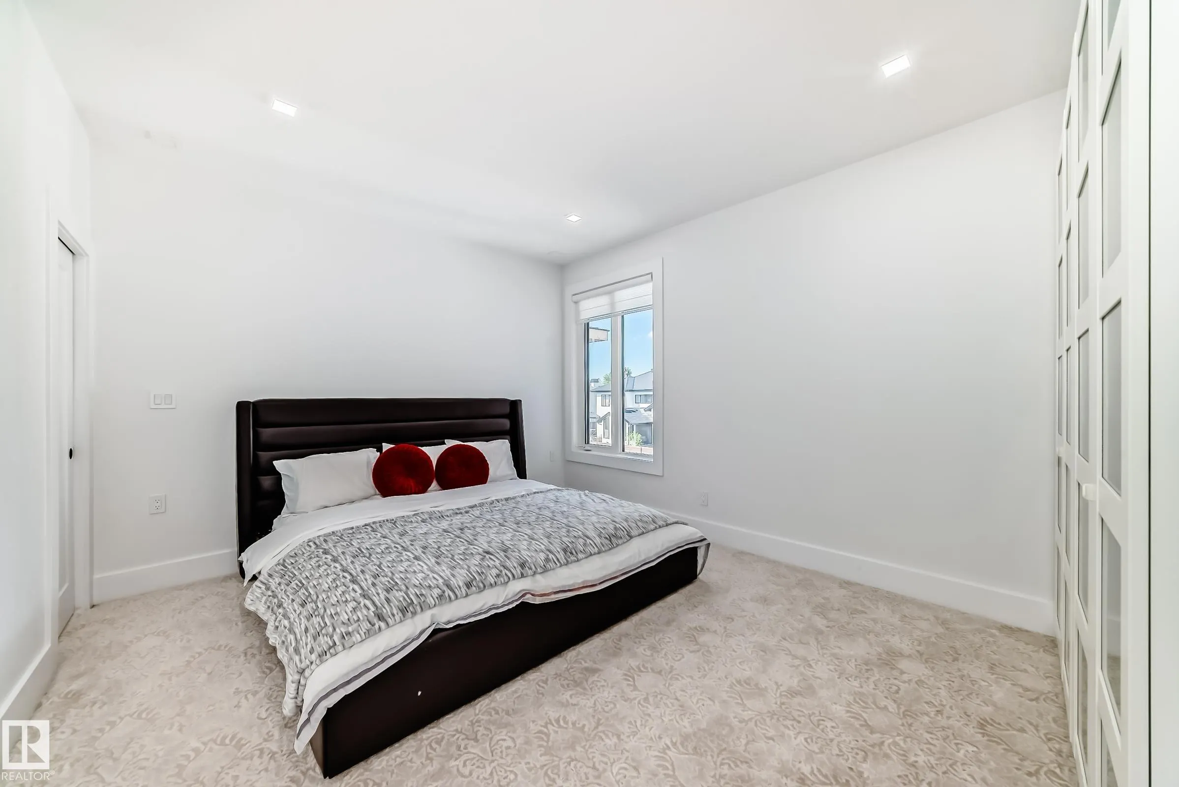 2747 WHEATON Drive