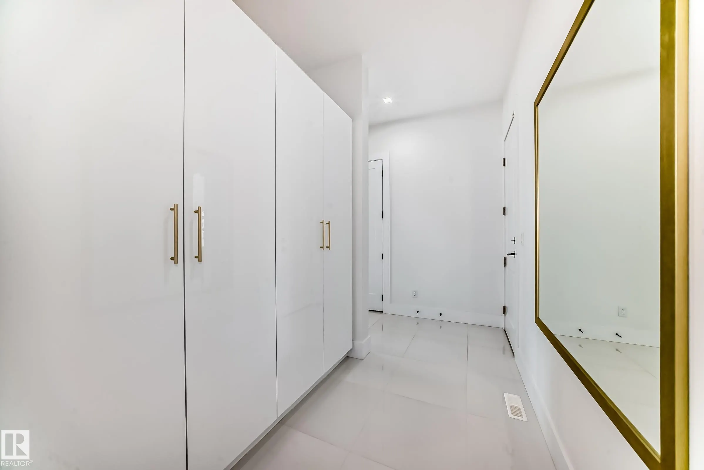 2747 WHEATON Drive