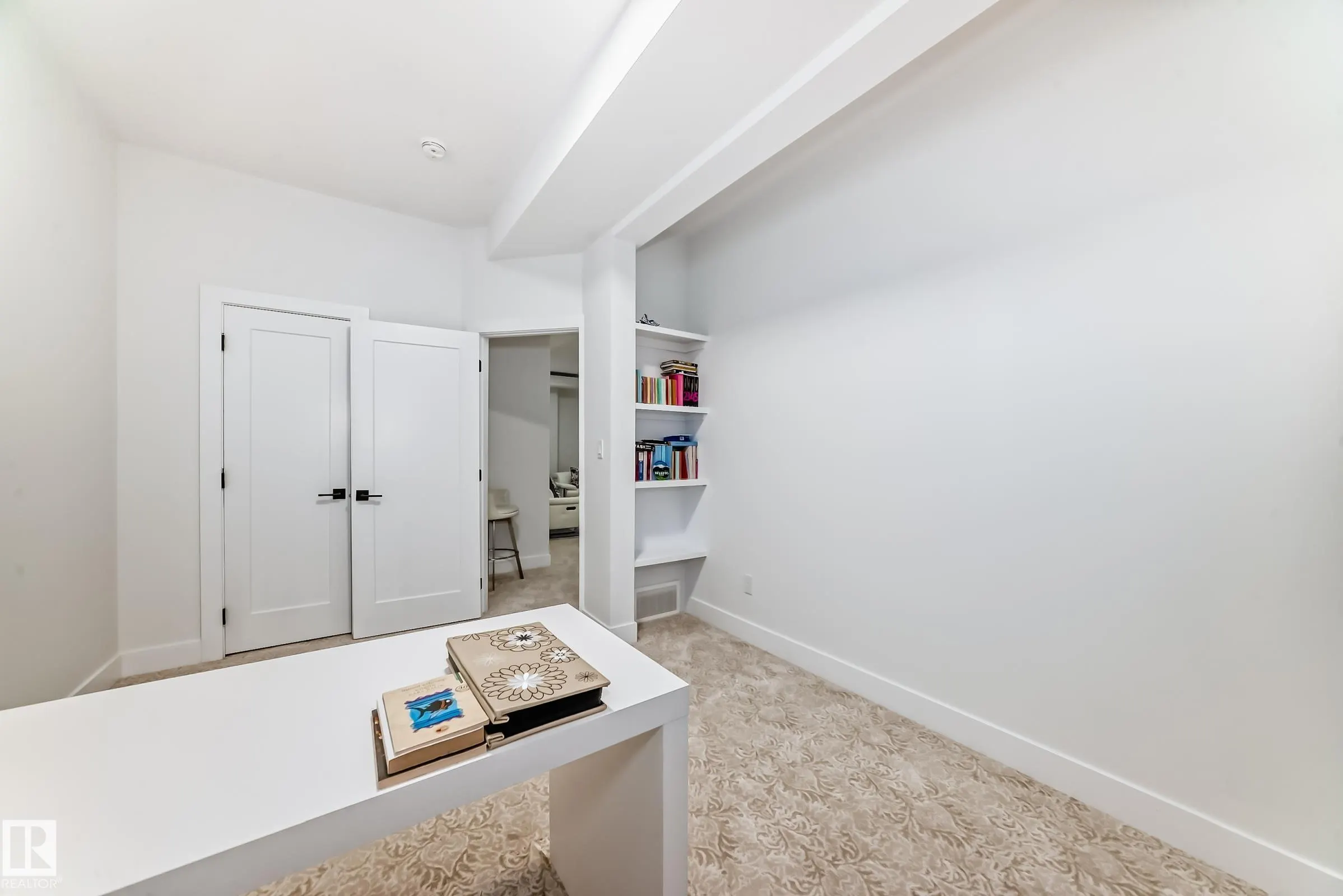 2747 WHEATON Drive