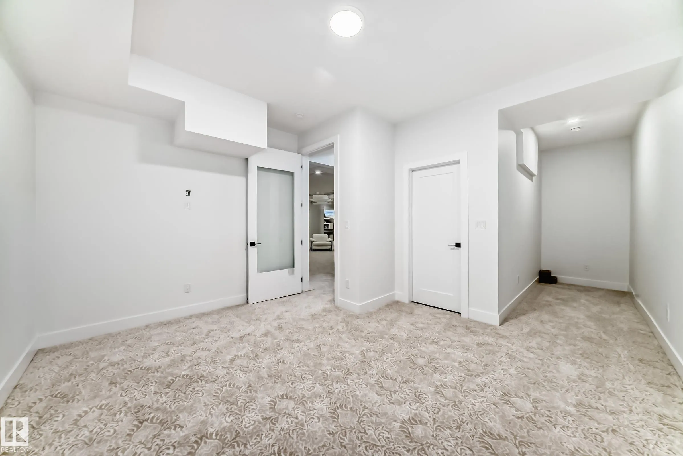2747 WHEATON Drive