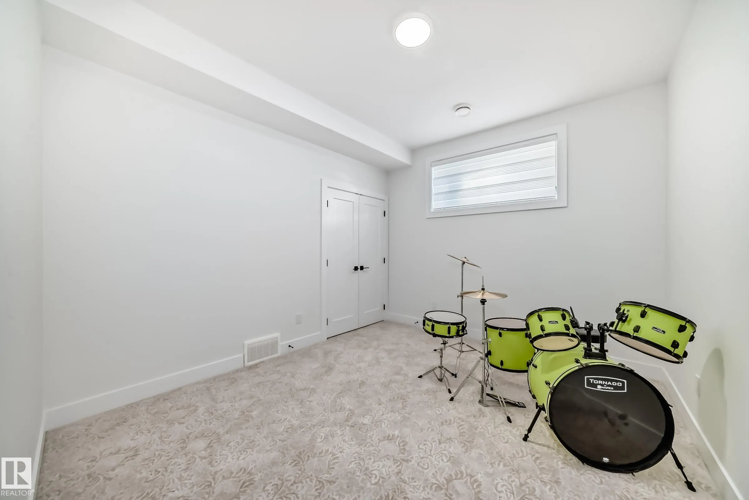2747 WHEATON Drive